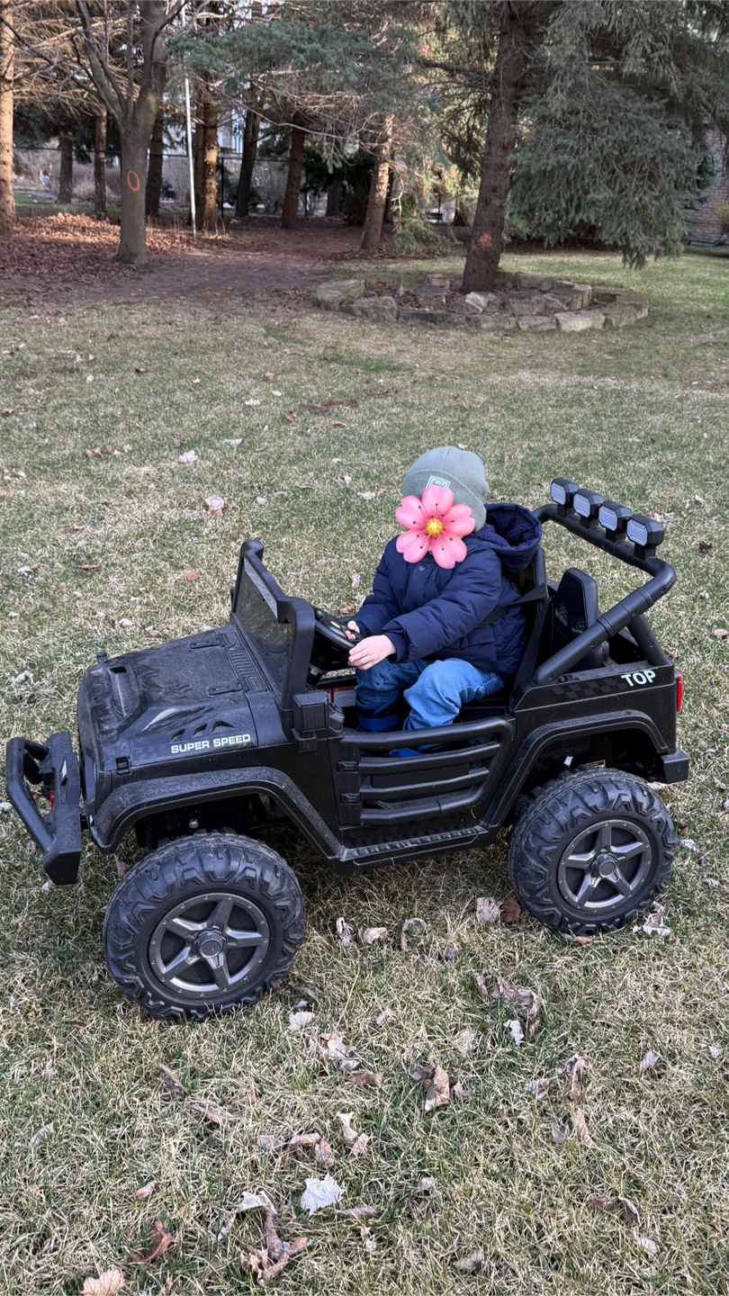 Kids Republic 2-Seater 24V Ride-On Jeep - Black - photo 2