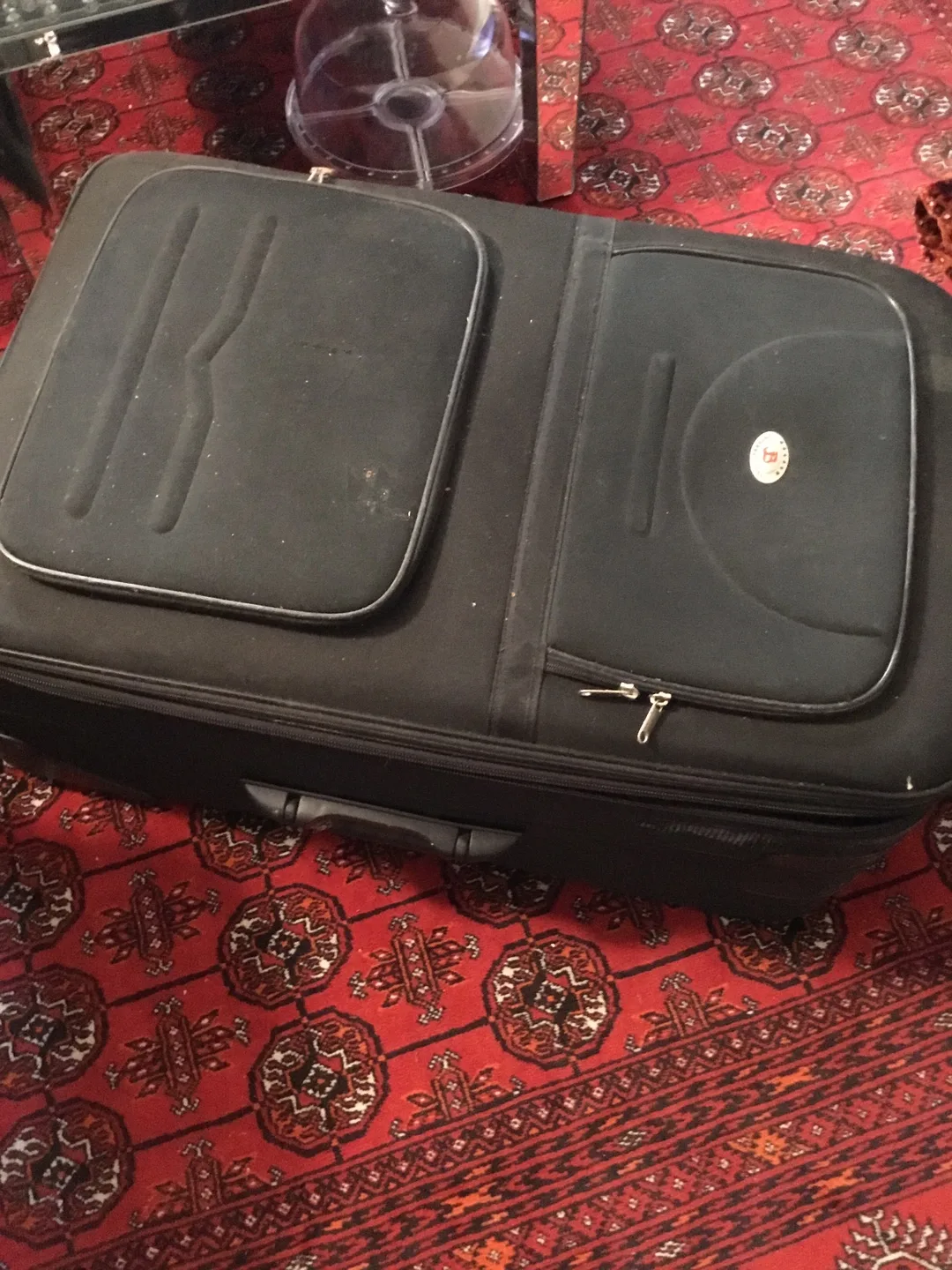 Black Rolling Suitcase image indicator(2)