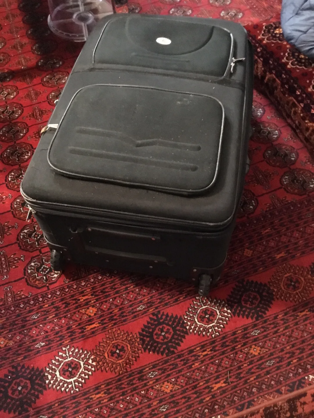 Black Rolling Suitcase image indicator(3)