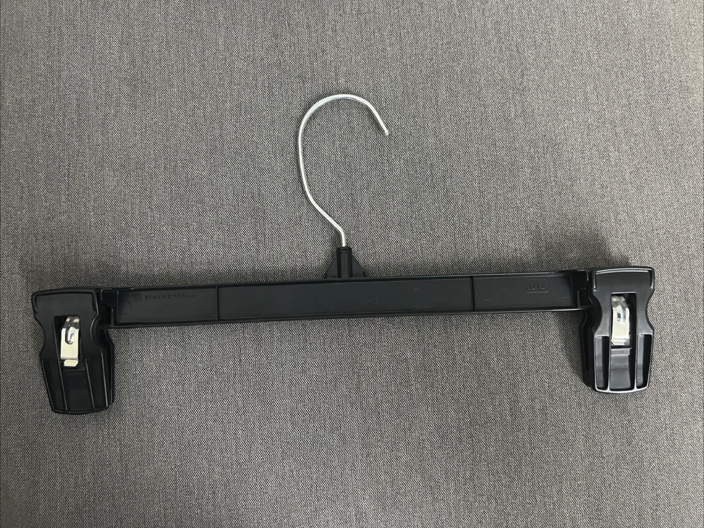 Black Pants/Skirt Hangers thumbnail