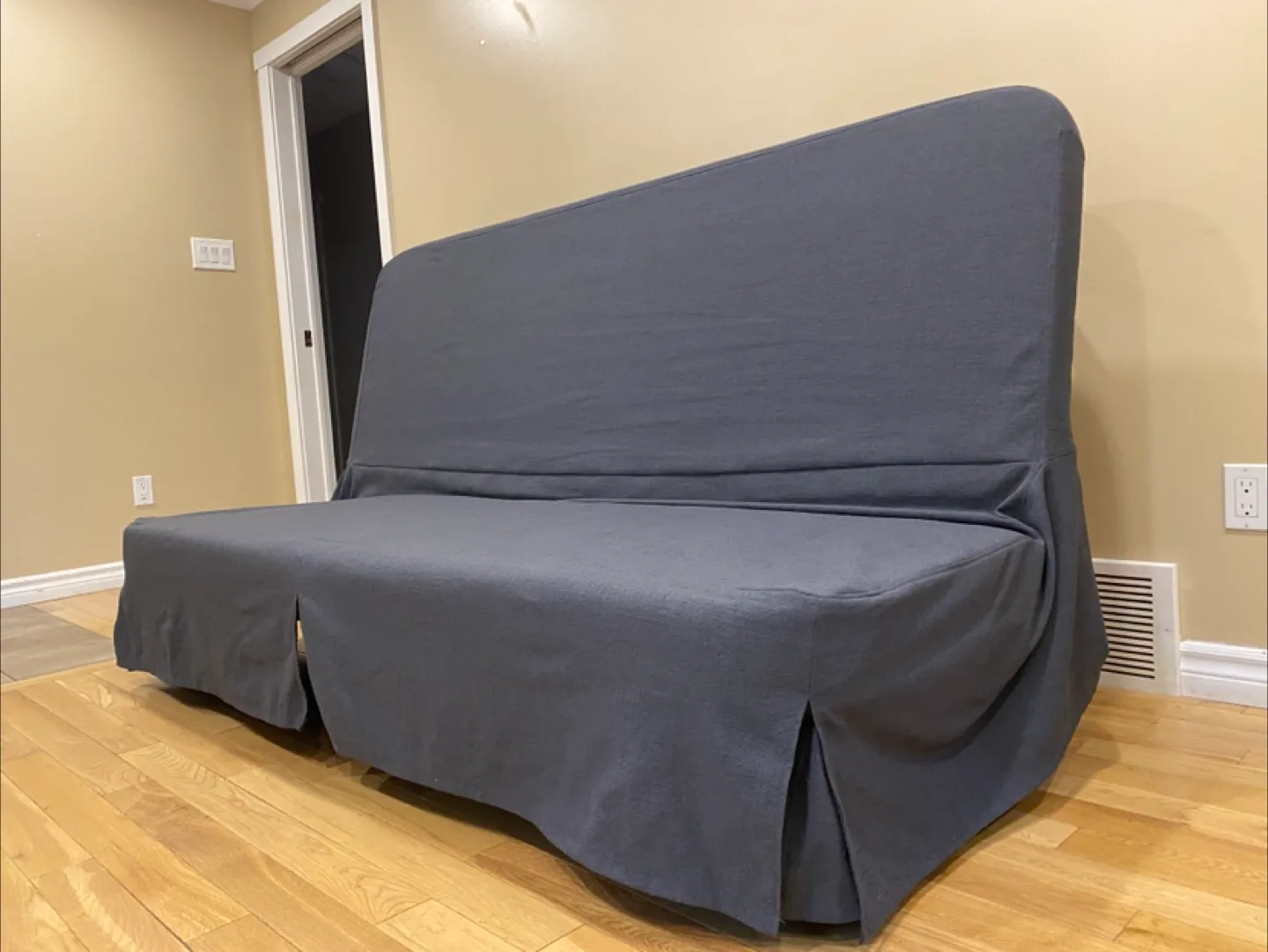 IKEA Nyhamn Futon Sofa Bed- Excellent Condition (CAN DELIVER) image indicator(7)