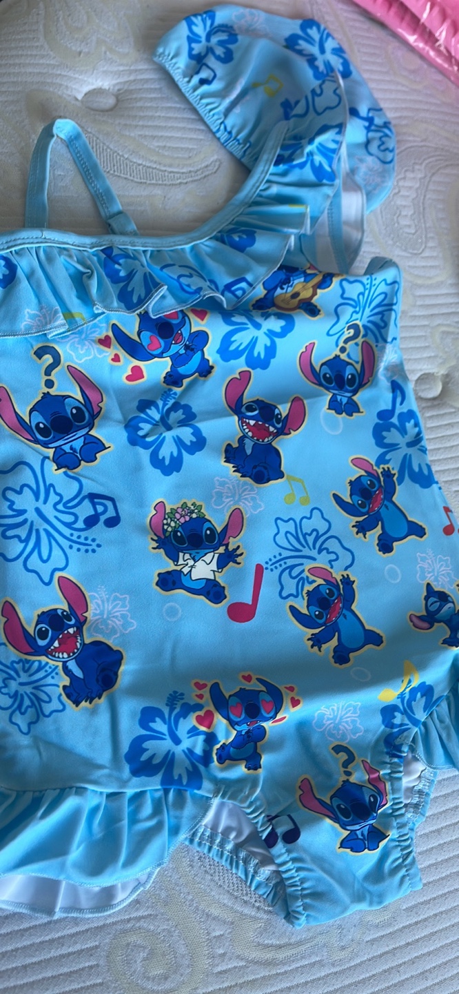 New Stitch Swimsuit Size 130 - photo 2