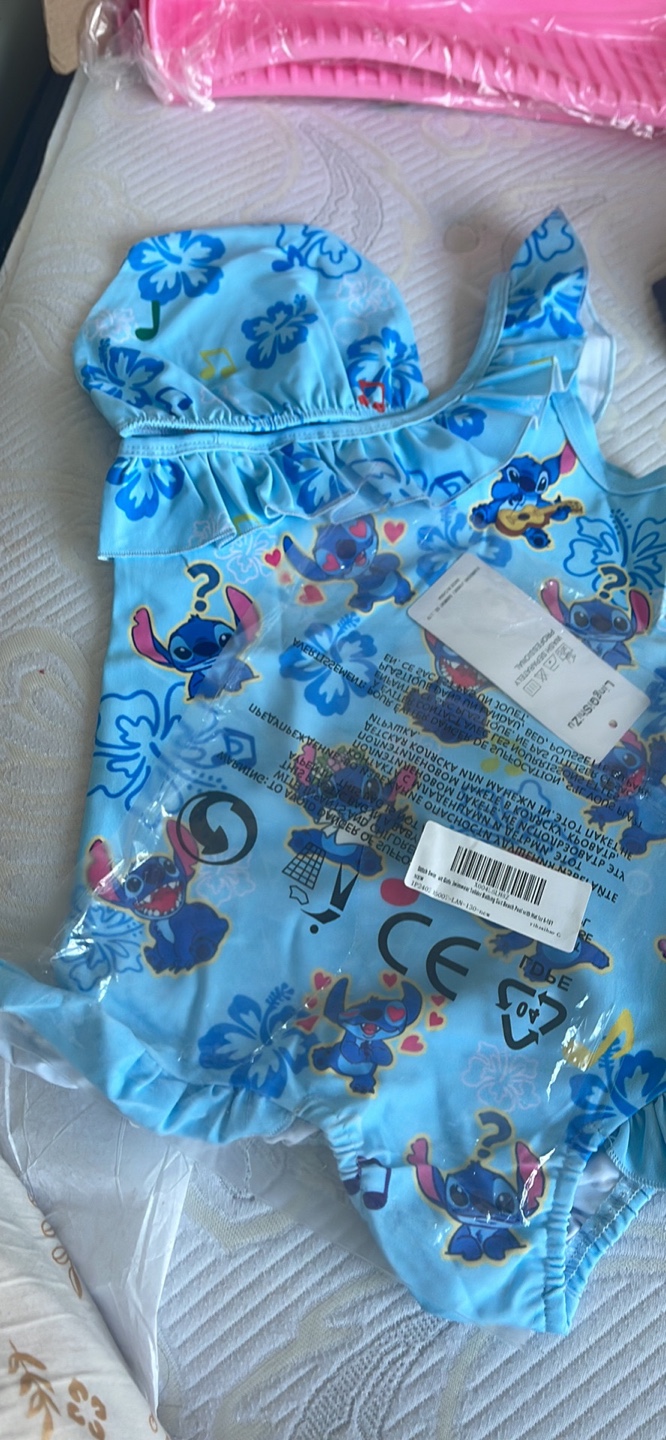 New Stitch Swimsuit Size 130 - photo 3