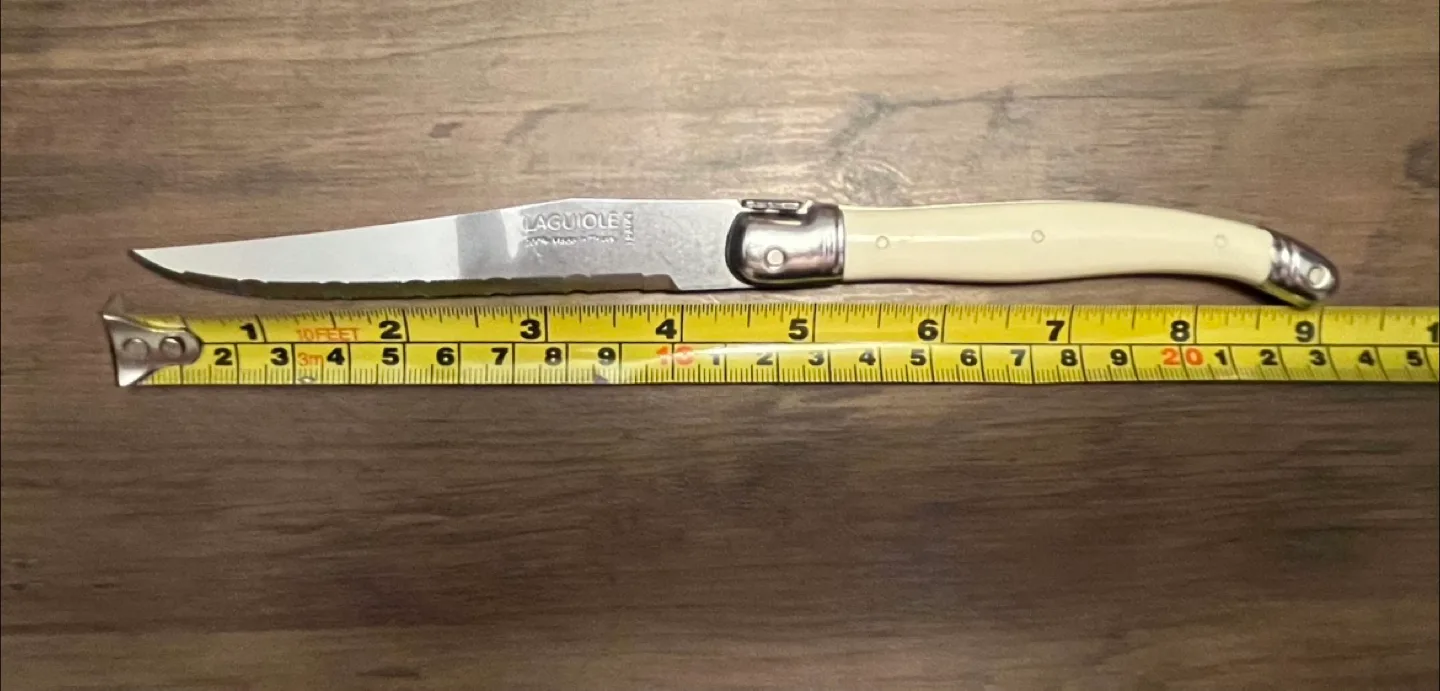 Laguiole Steak Knife with Serrated Blade image indicator(4)