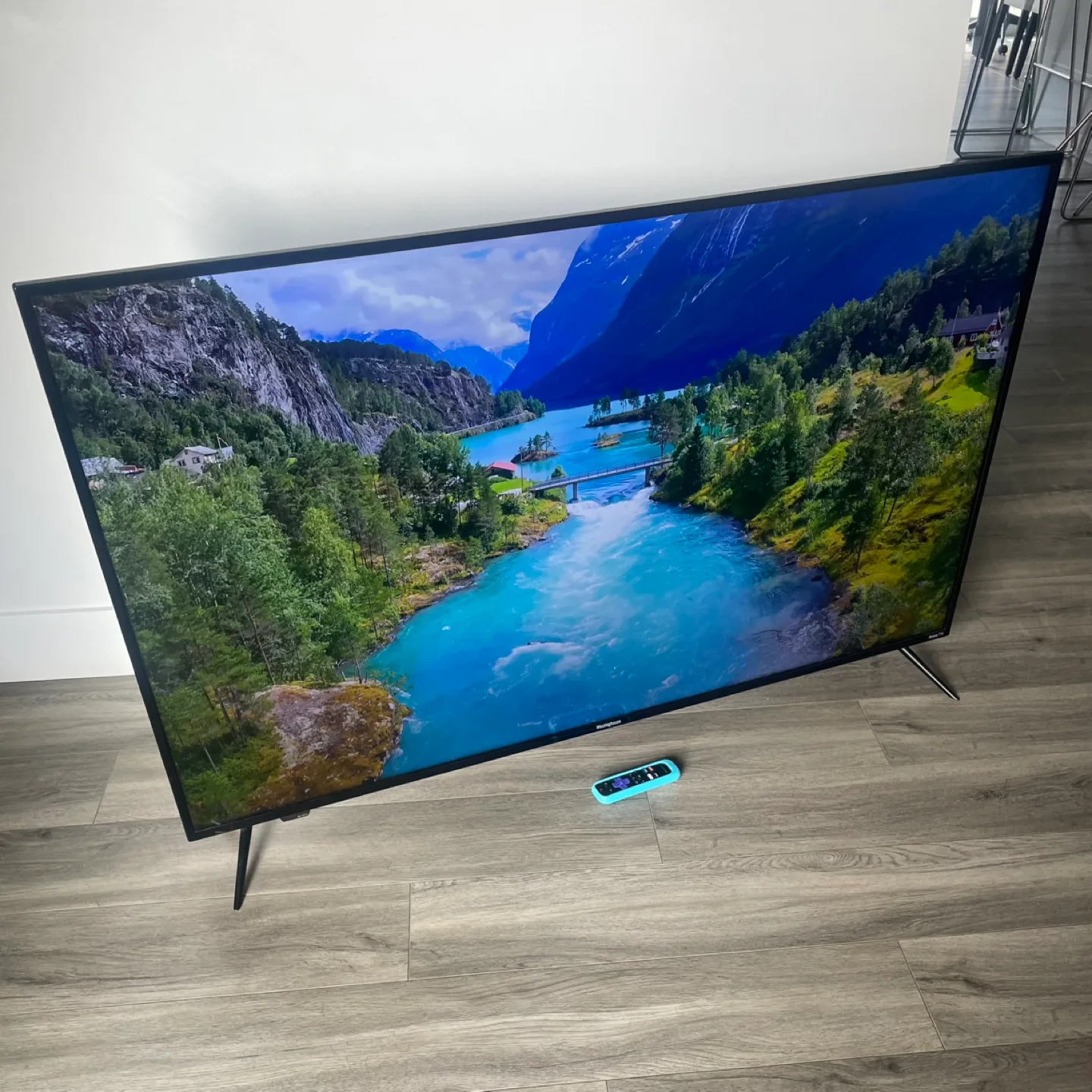58" 4K Roku Smart TV thumbnail