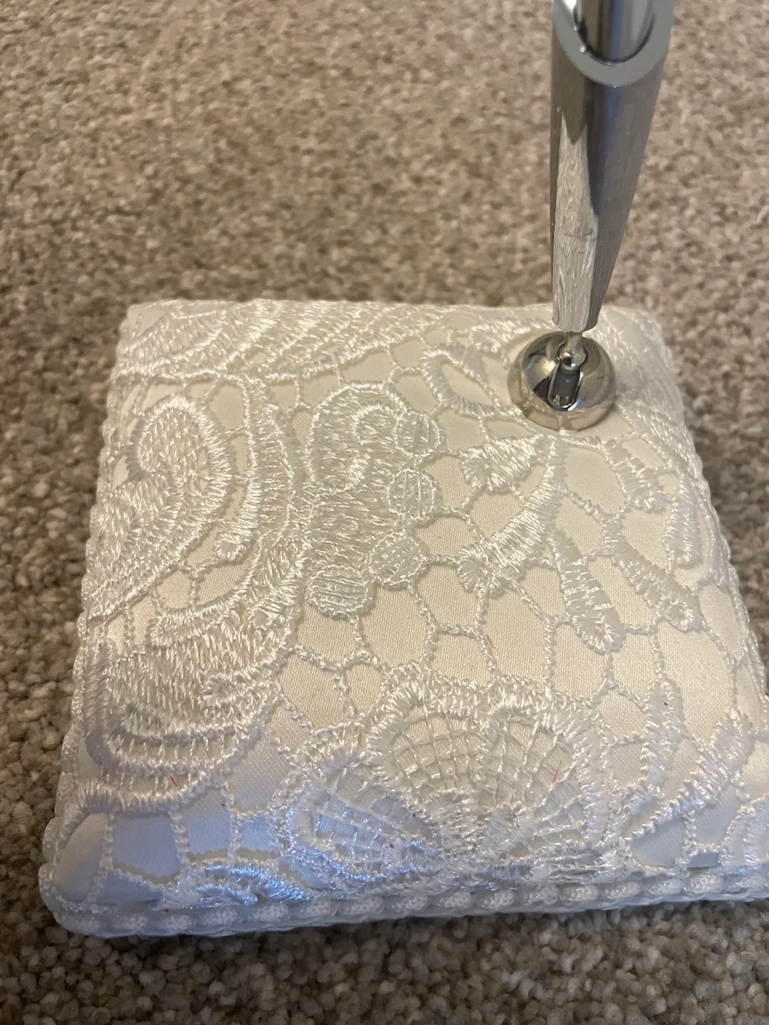 Wedding Pen with Lace Pillow image indicator(3)