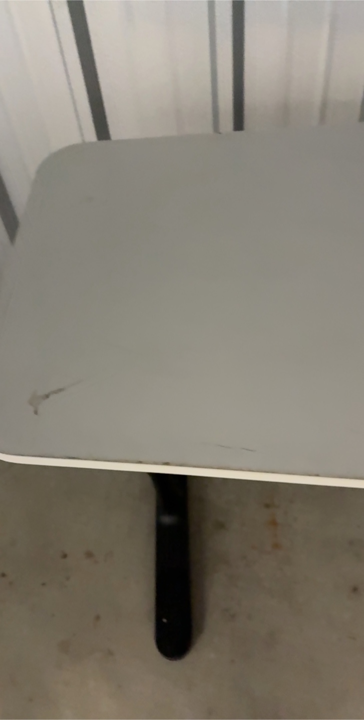 FREE FREE Corner Desk Table - White L shape PICKUP ONLY - photo 3