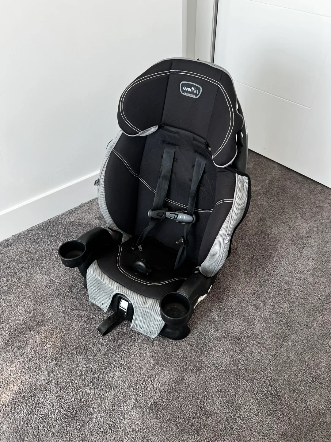 Evenflo Car Seat thumbnail