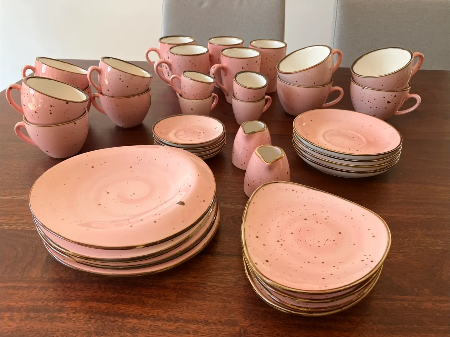 Pink Speckled Tea Set thumbnail