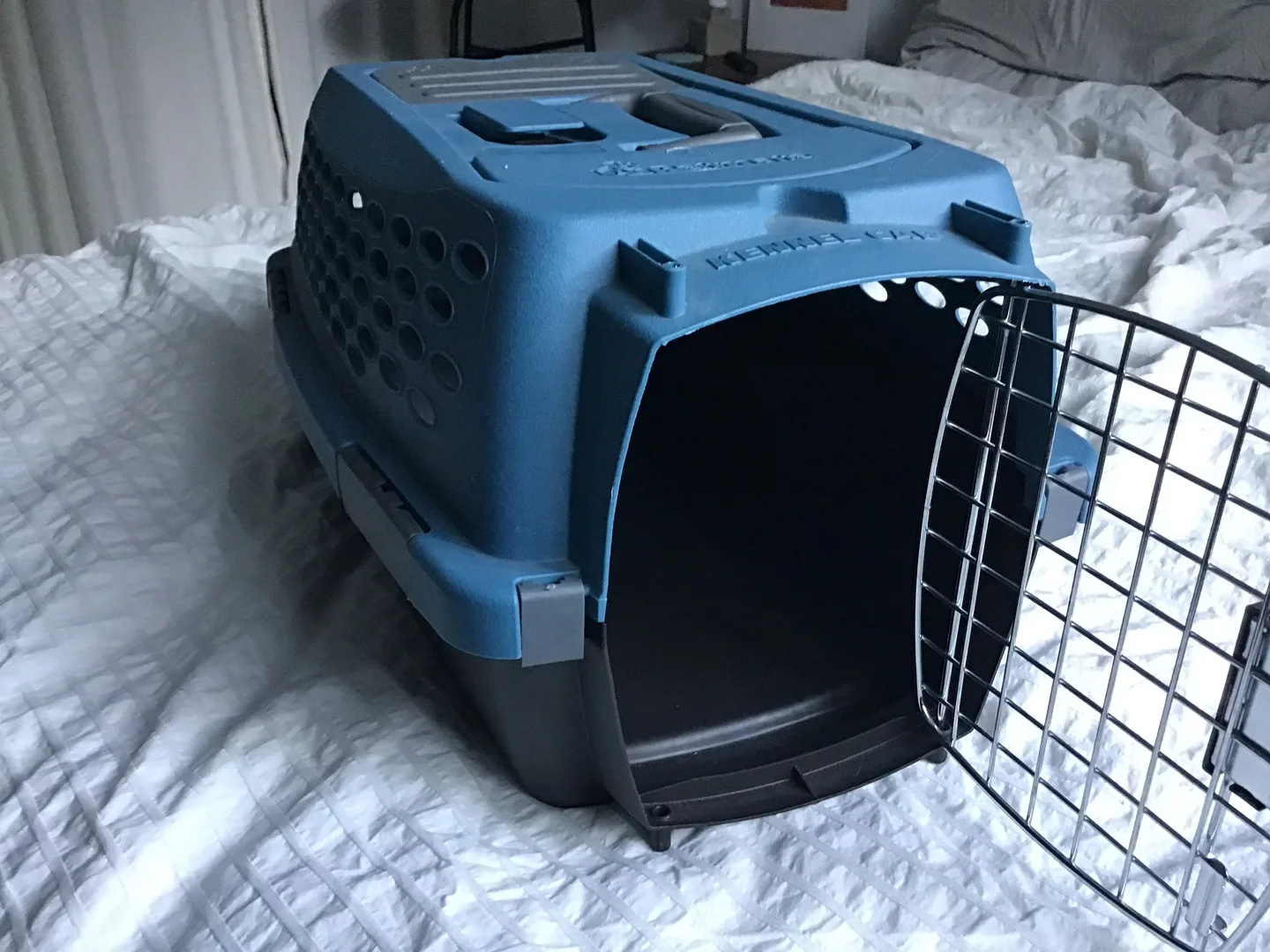 Petmate Kennel Cab Pet Carrier thumbnail