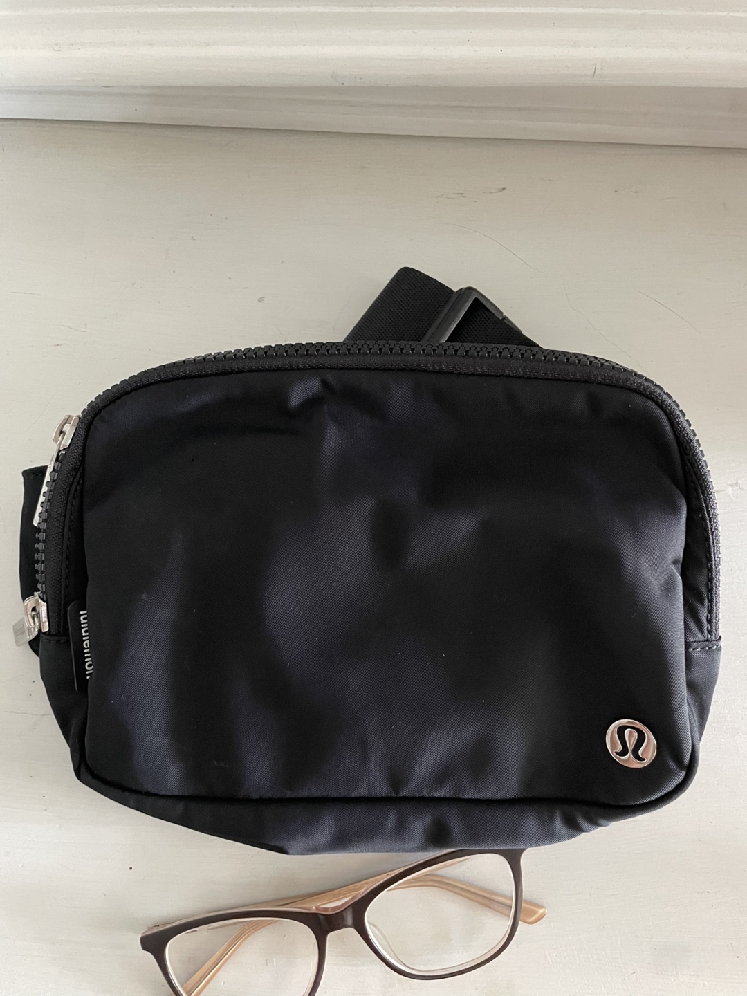 Lululemon Everywhere Belt Bag Black