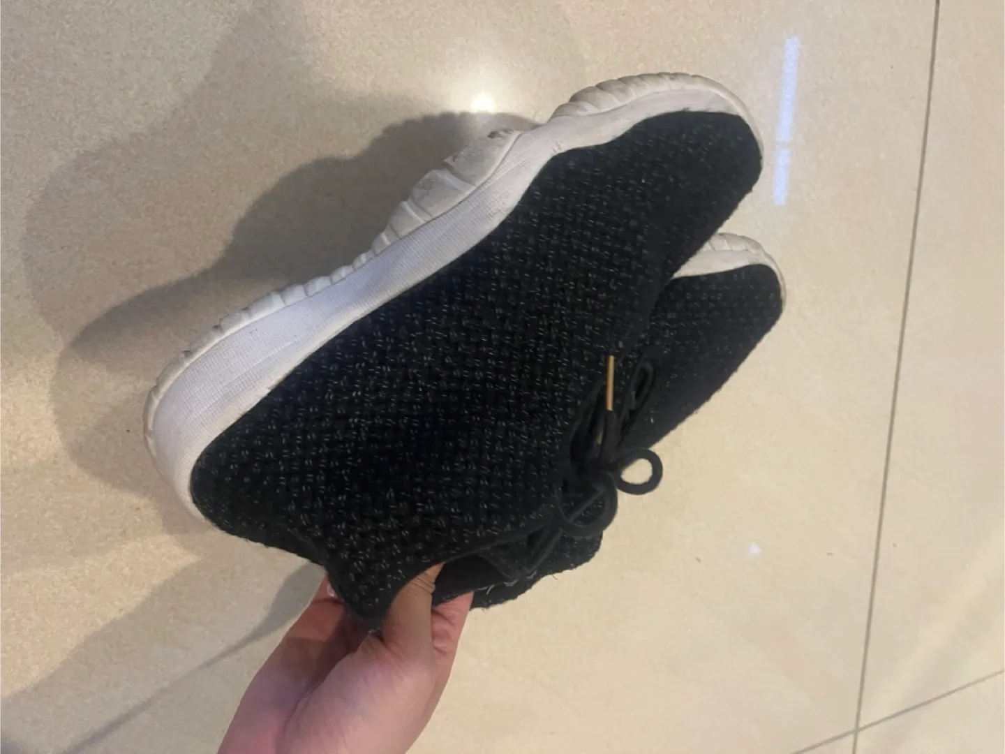 Black jorda Sneakers thumbnail