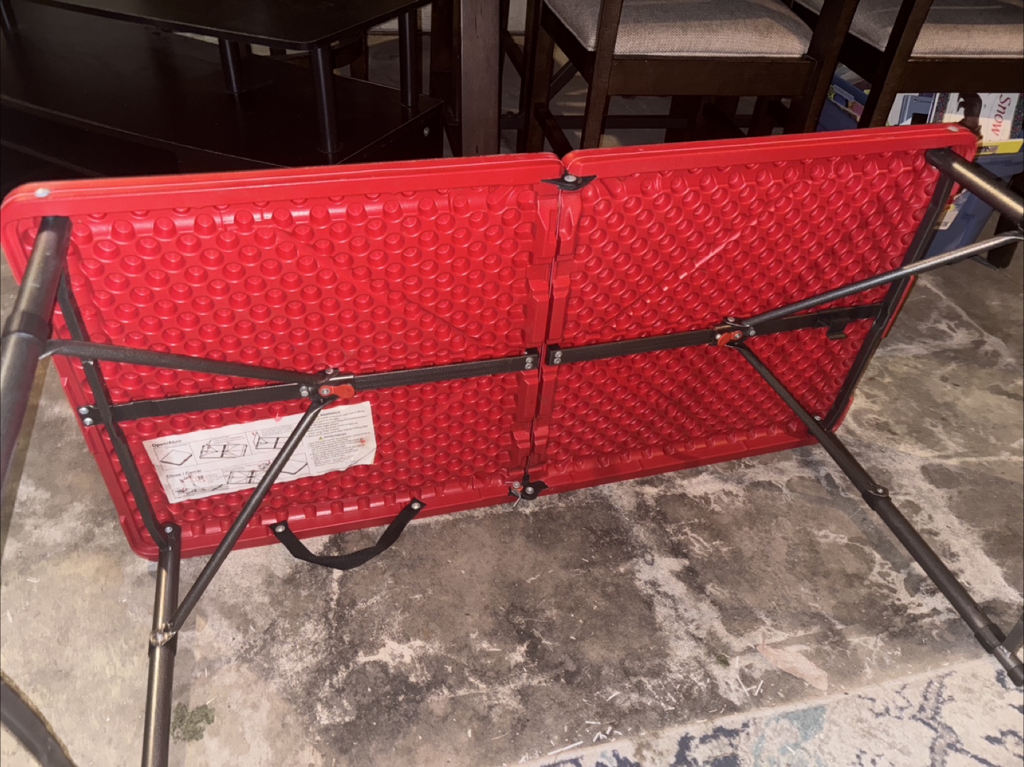 Red kids table . Adjustable legs to make higher - photo 2