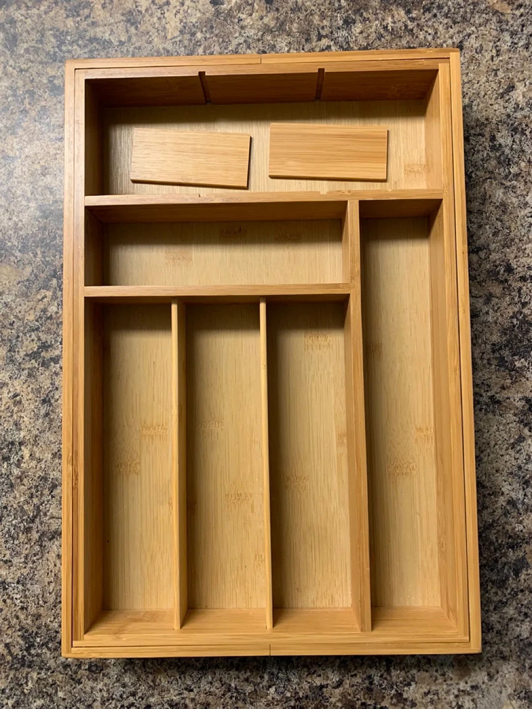Seville Classics Expandable Bamboo Drawer Organizer 🇨🇦 image indicator(3)