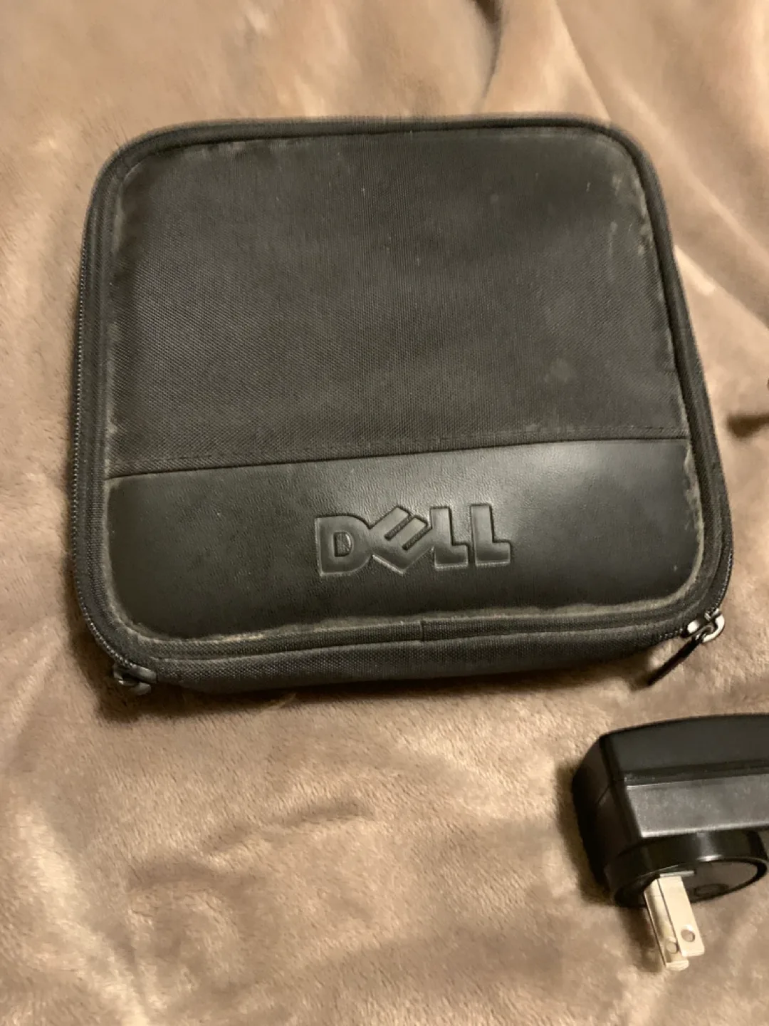 Dell 3M Projector with Case image indicator(5)