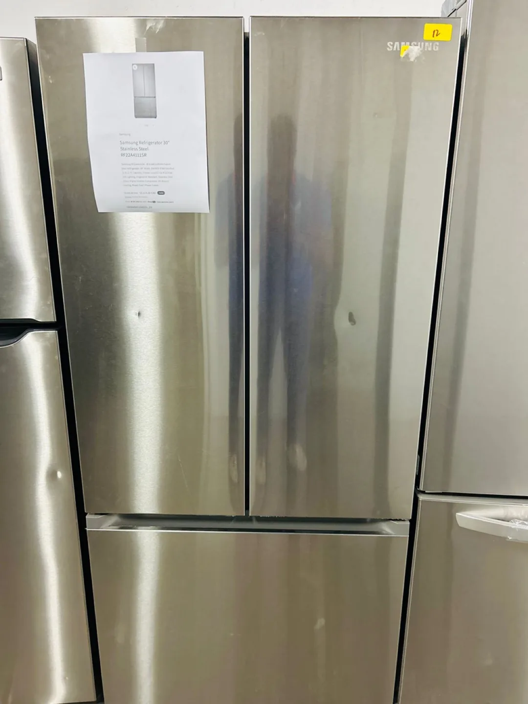 Samsung 30" Stainless Steel Refrigerator RF22A4111SR thumbnail