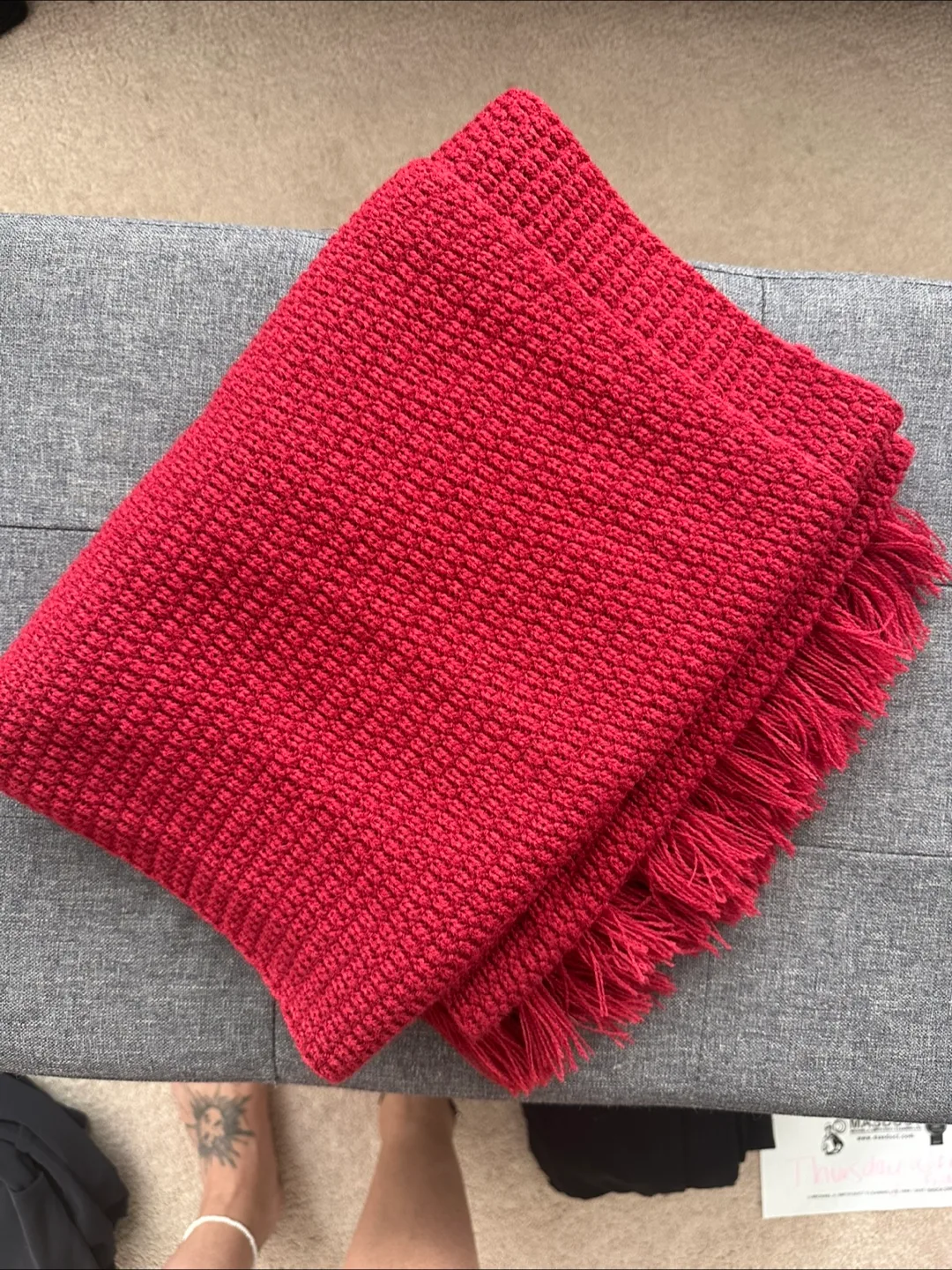Taylor Swift Red Knit Scarf thumbnail
