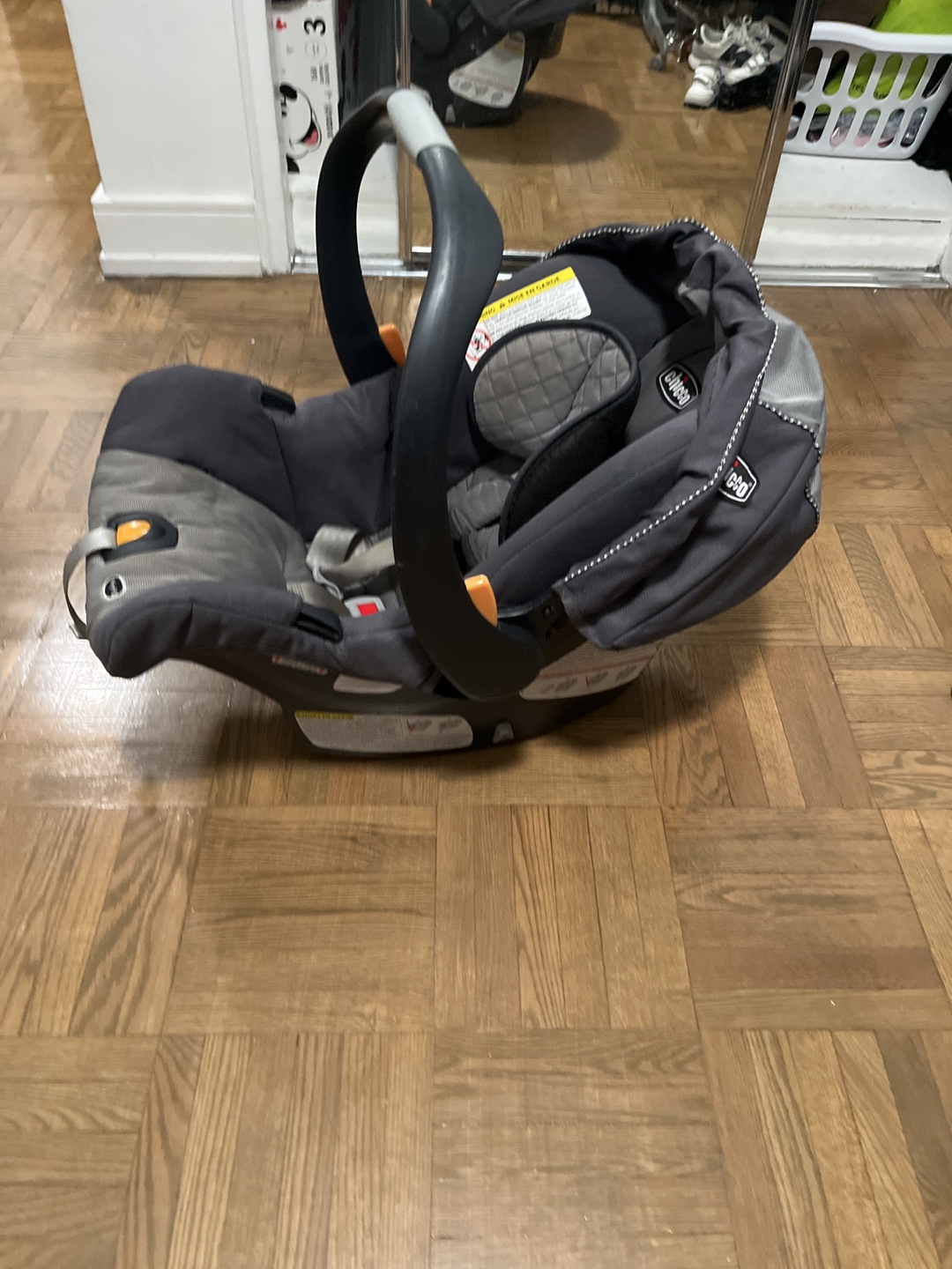 Chicco KeyFit 30 Infant Car Seat - Grey - photo 3