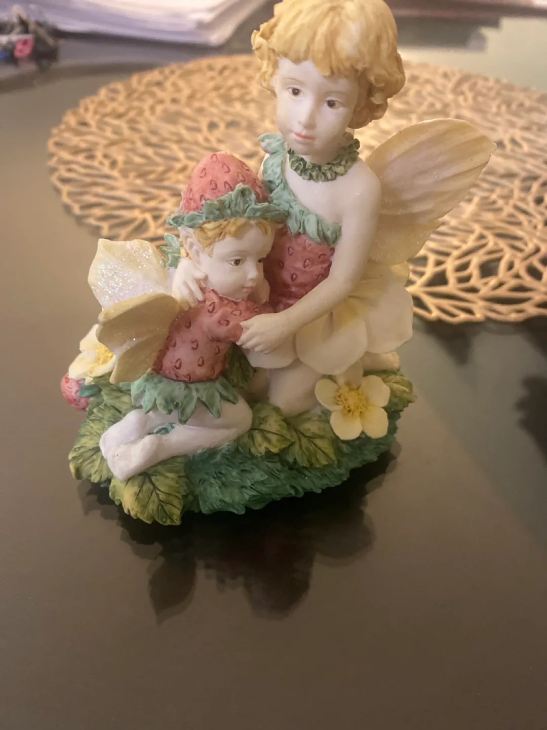 Strawberry Fairy Figurine image indicator(2)