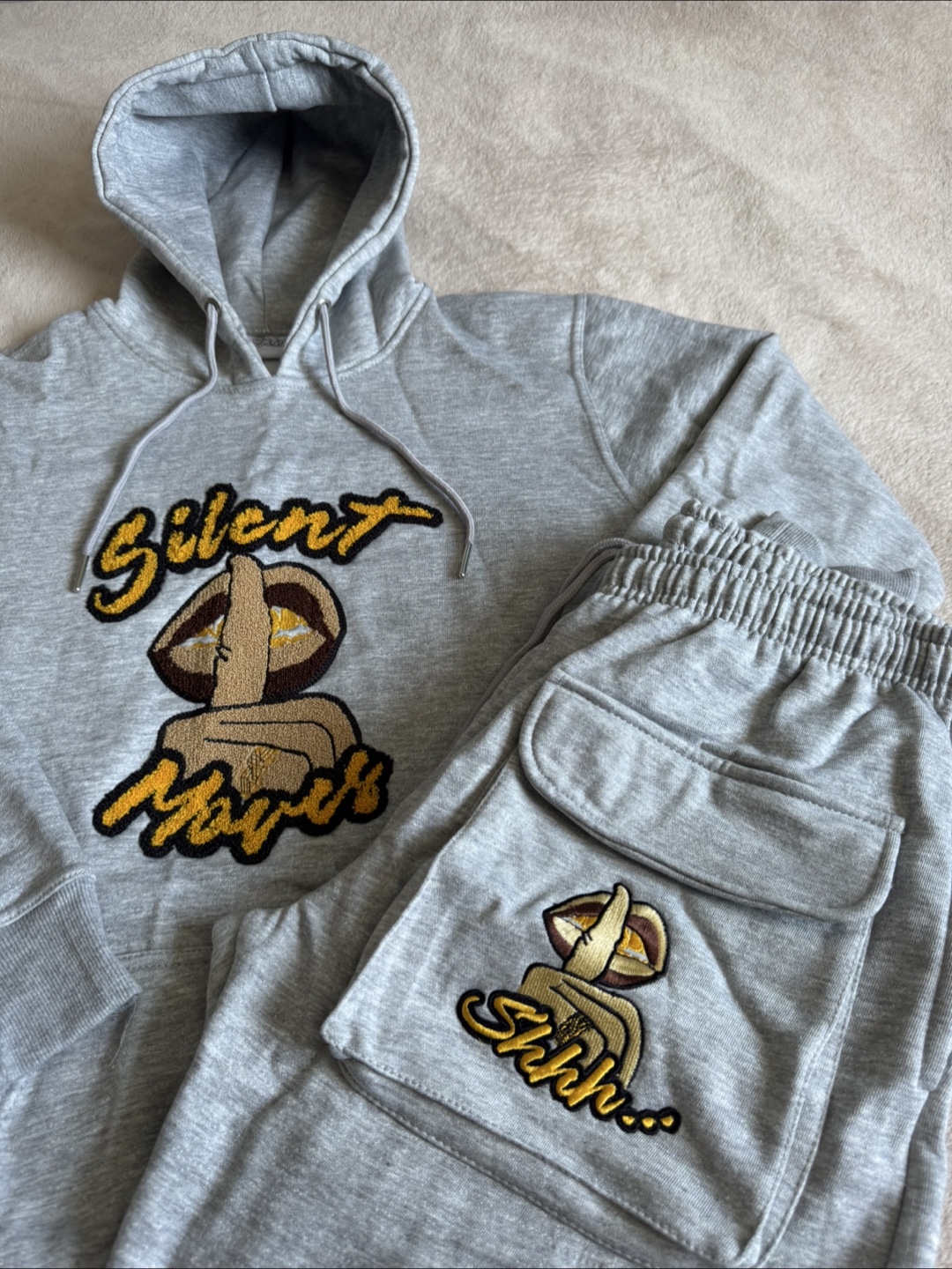 Silent Moves Hoodie & Sweatpants