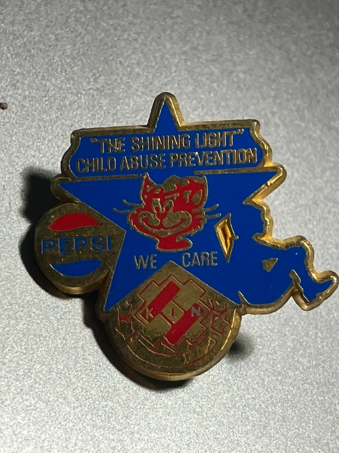 Pepsi "The Shining Light" Pin thumbnail