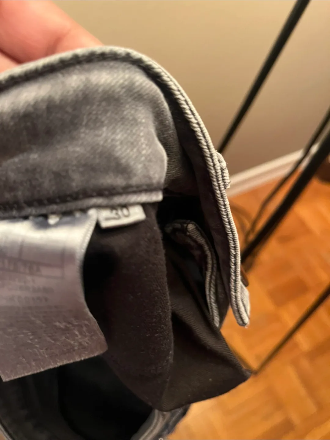 Guess Denim Shorts - Size 30 image indicator(4)