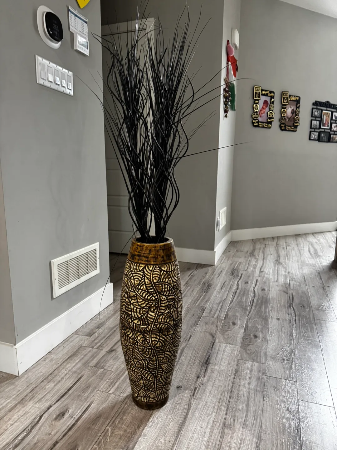 Decorative Brown and Gold Vase thumbnail