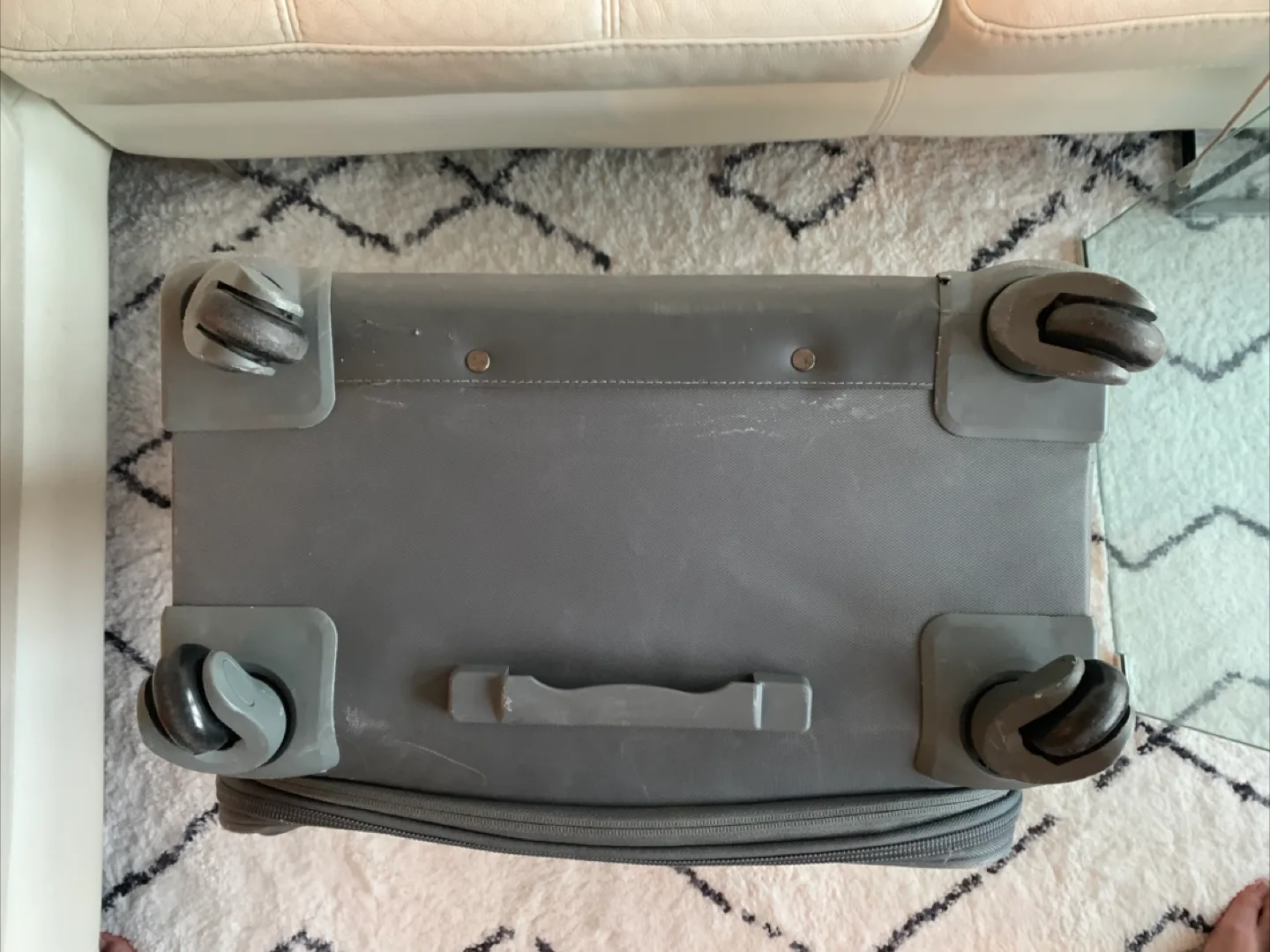 Excellent brand DELSEY (Light suitcase) image indicator(6)