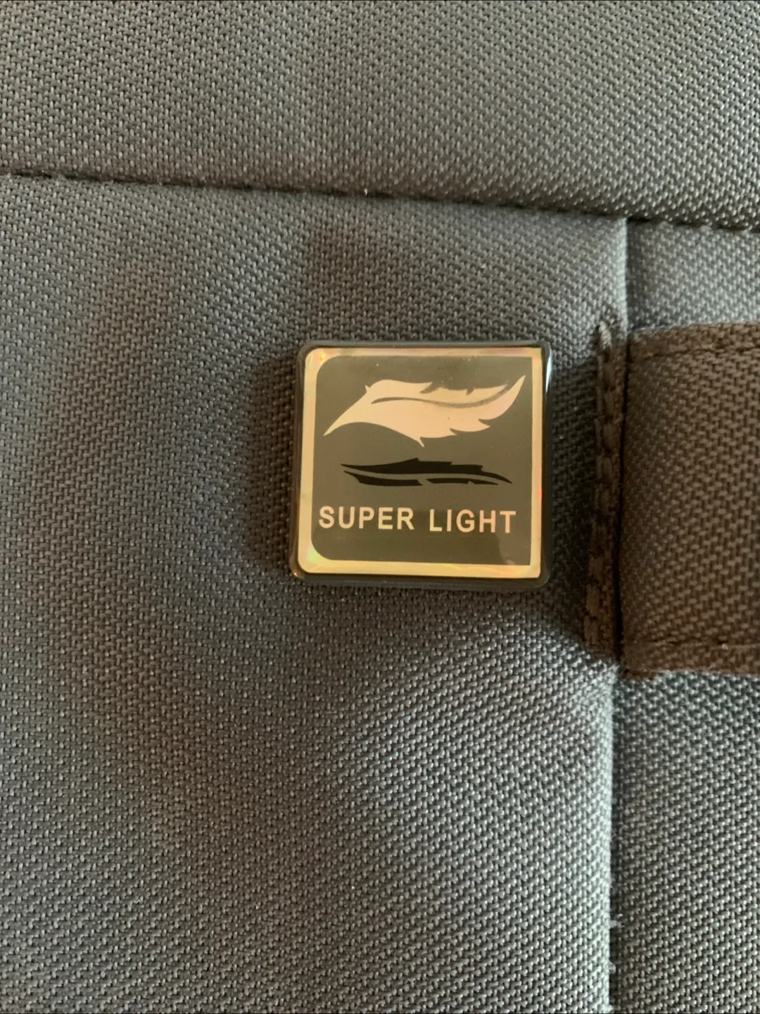 Excellent brand DELSEY (Light suitcase) image indicator(9)