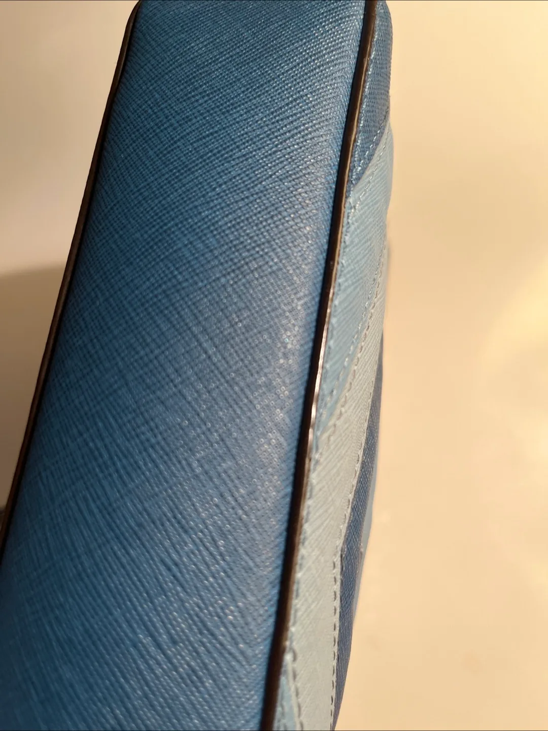 Michael Kors Blue leather  Crossbody Bag image indicator(2)