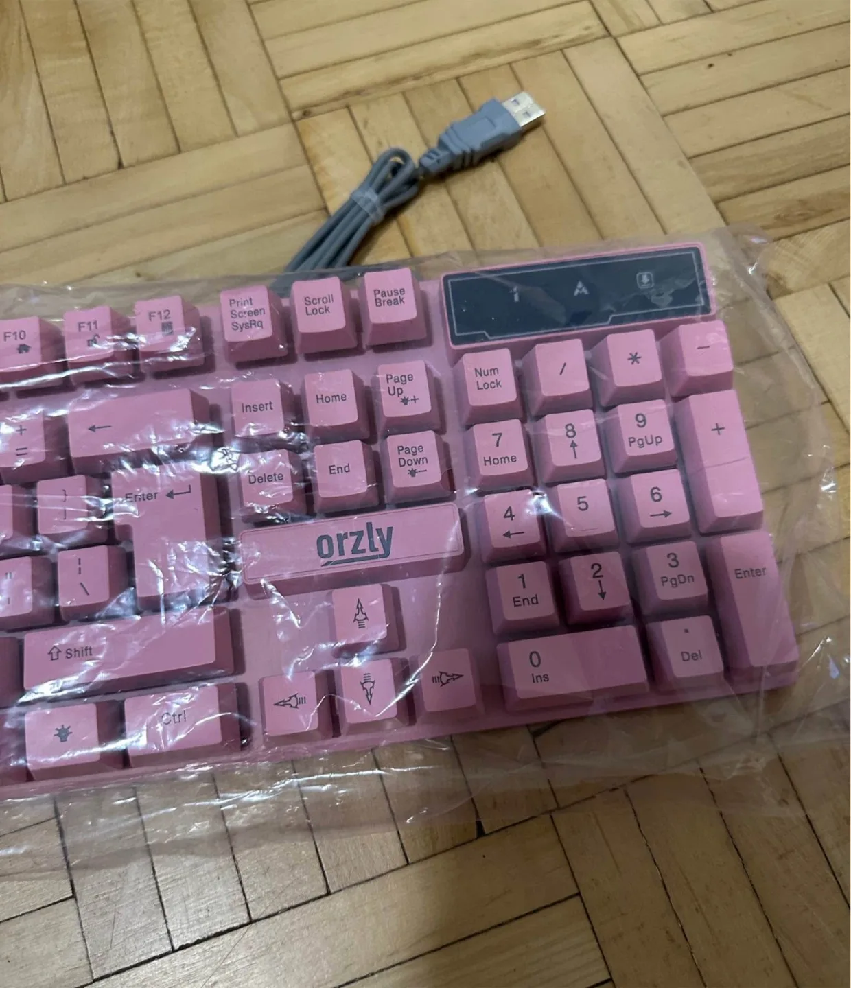 Pink gaming keyboard new image indicator(3)