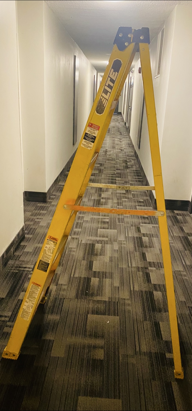 Elite LP-60697 6ft Ladder