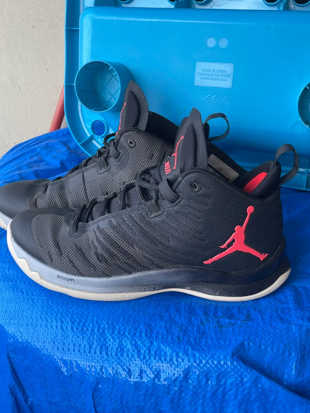 Jordan Super.Fly Black & Red Shoes image indicator(2)