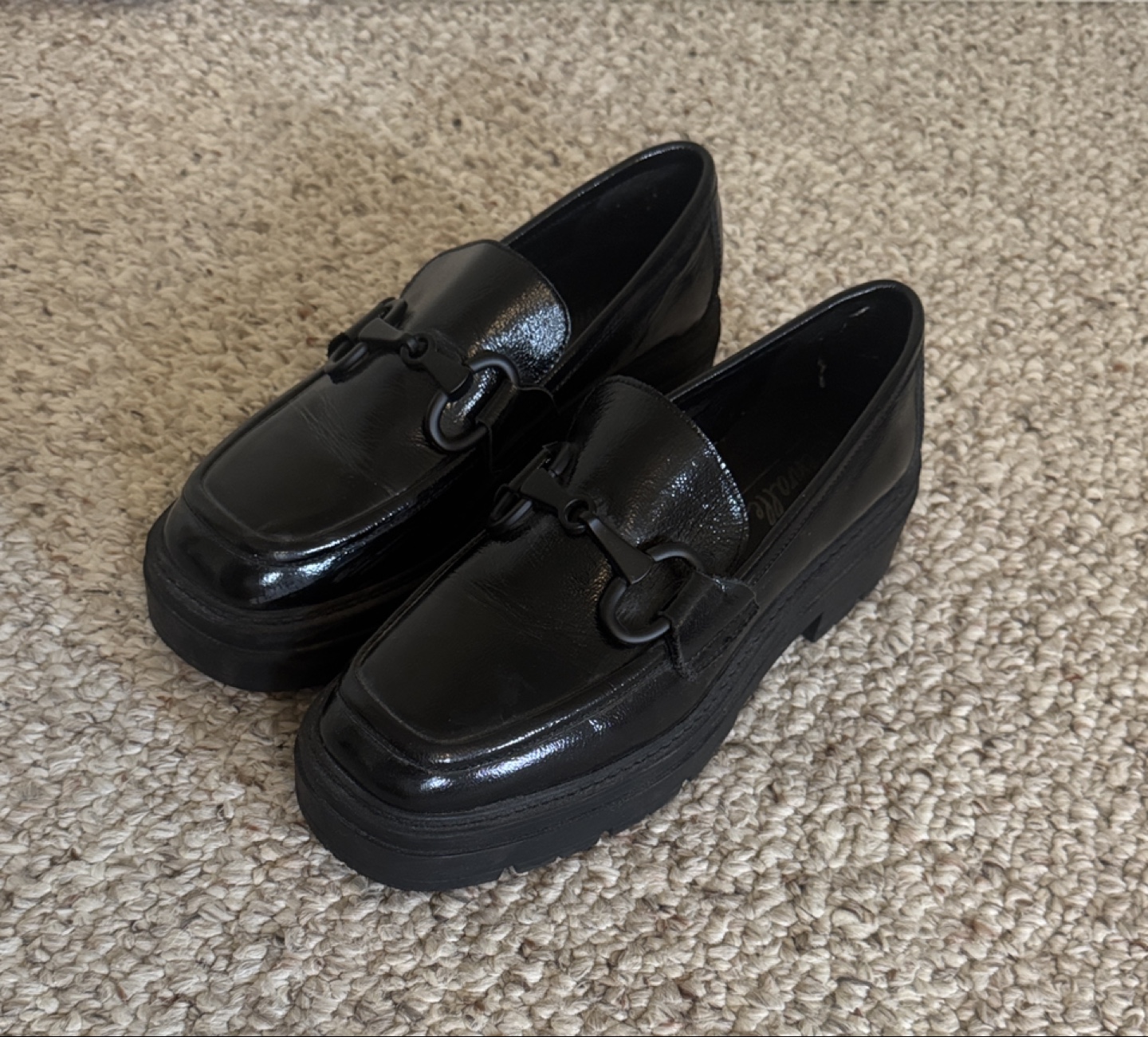 L’intervalle Black Loafers Size 9.5