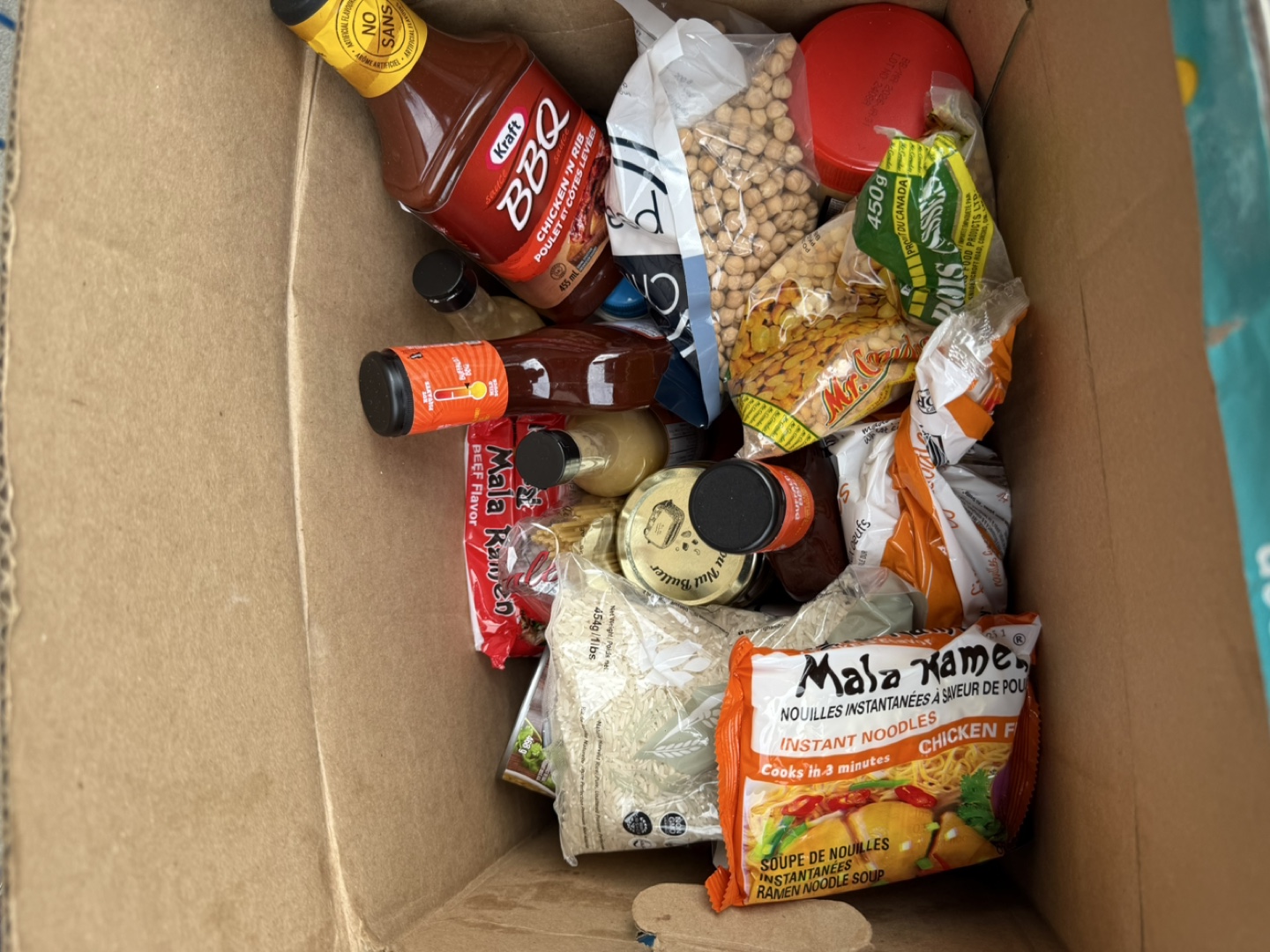 Free groceries and Hamilton blend