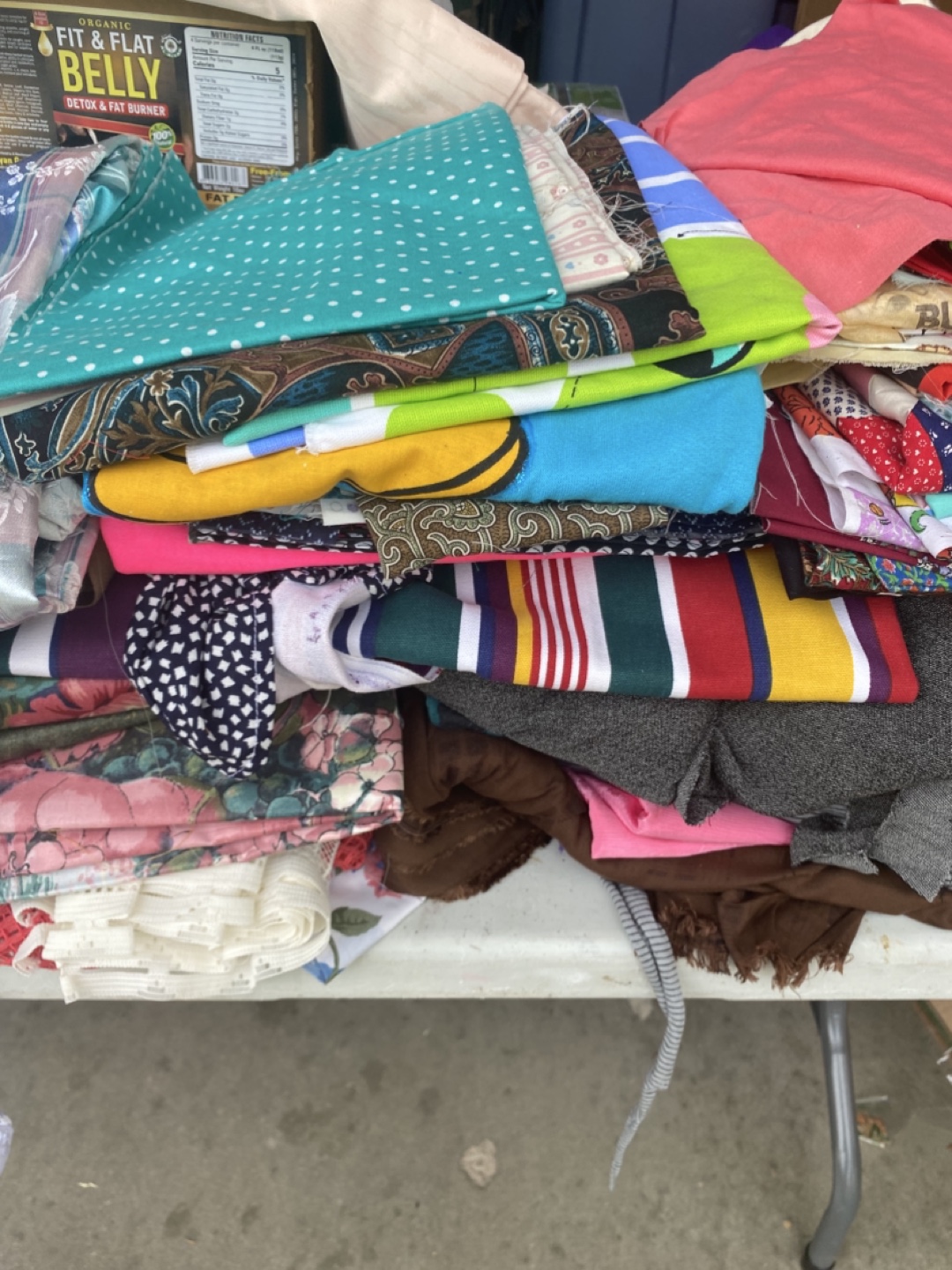 Fabric scraps for crafts - photo 3