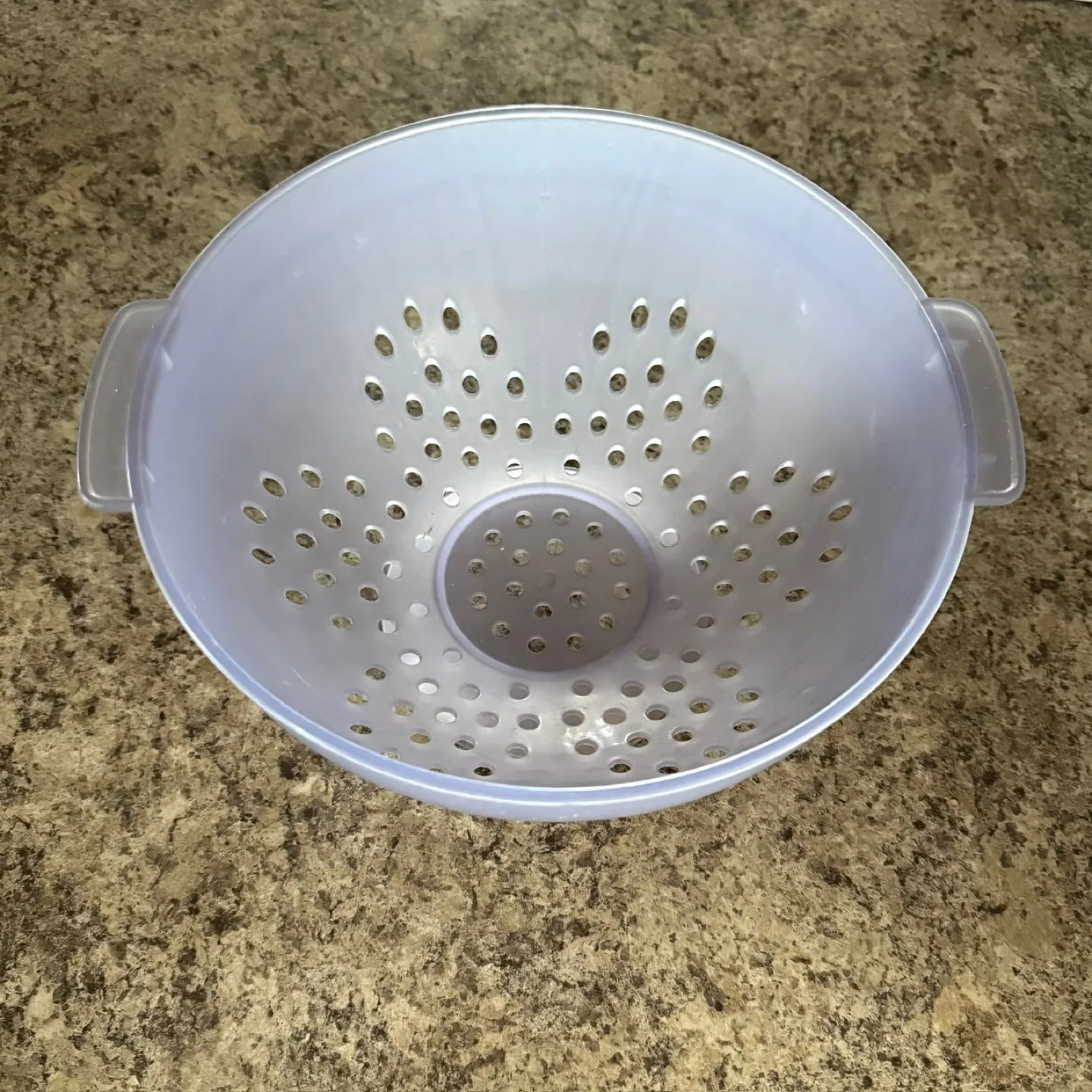 Plastic Strainer thumbnail
