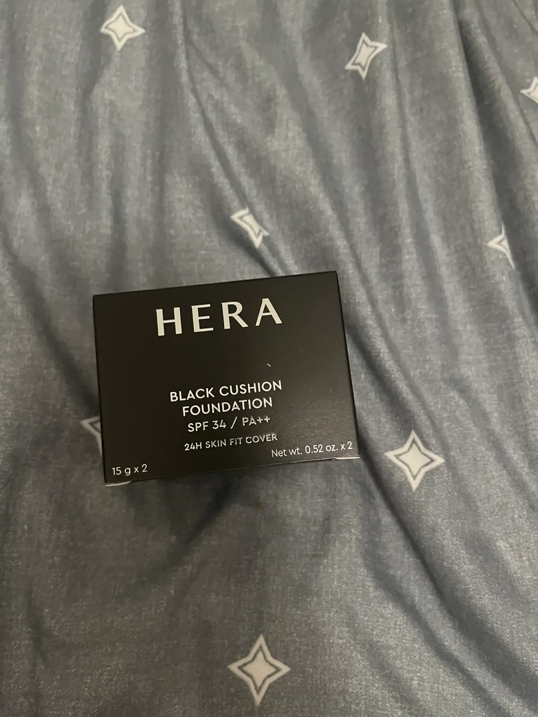 HERA Black Cushion Foundation SPF34 - 21N1 Vanilla thumbnail