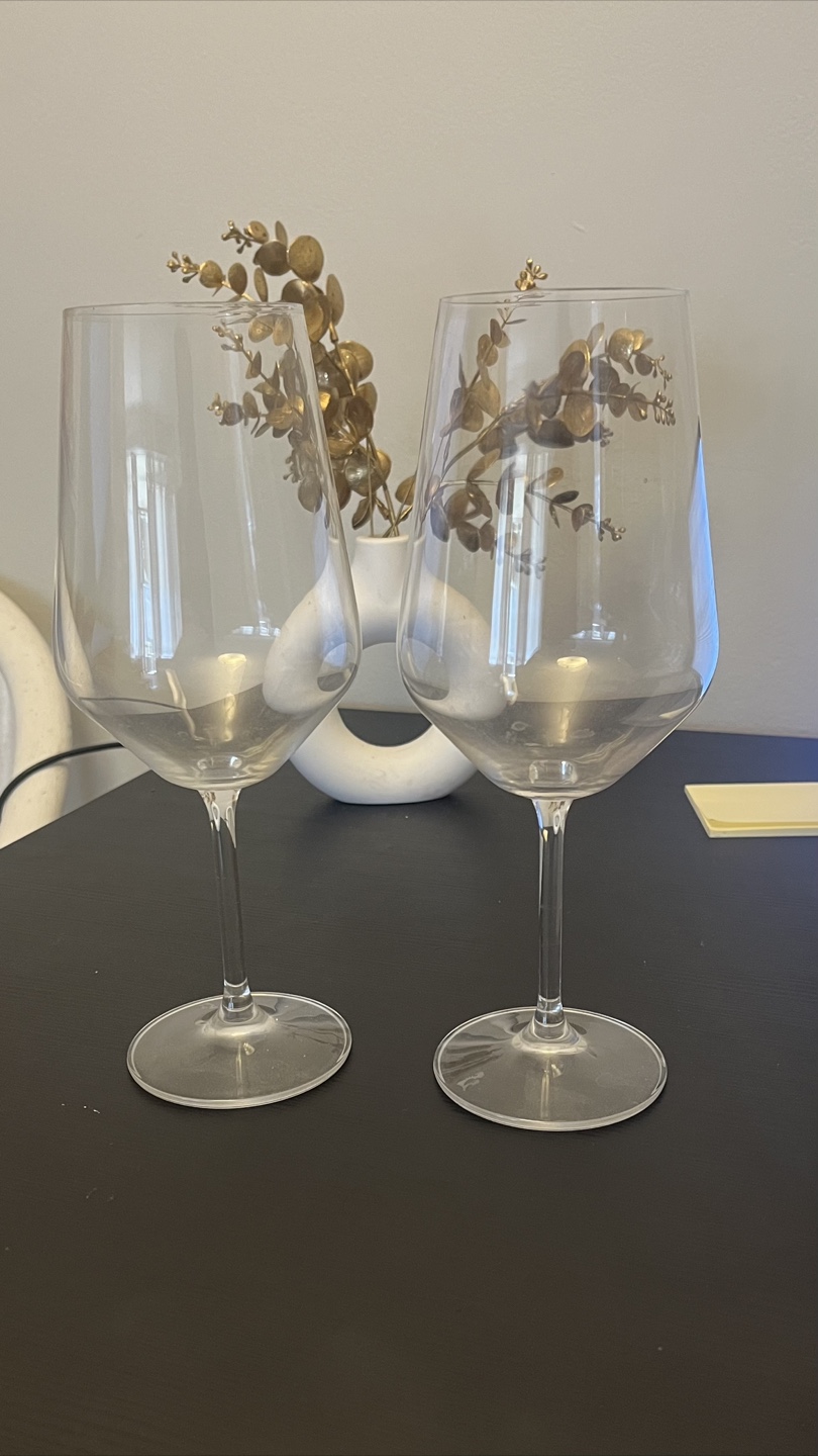 Wine glasses - set of 2