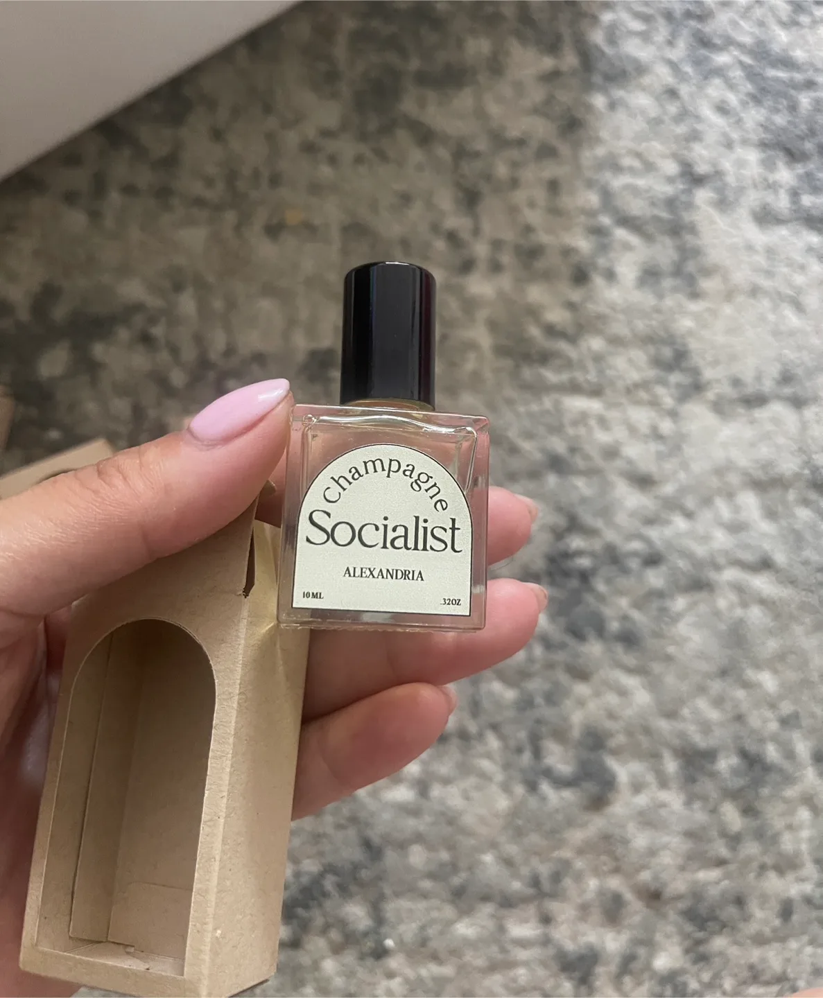Champagne Socialist Perfume Oil - 10ml image indicator(4)