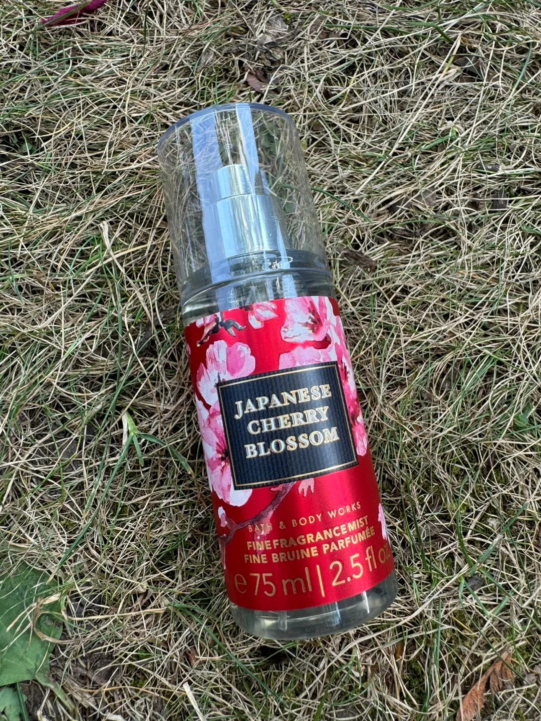 Bath & Body Works Japanese Cherry Blossom Mist thumbnail