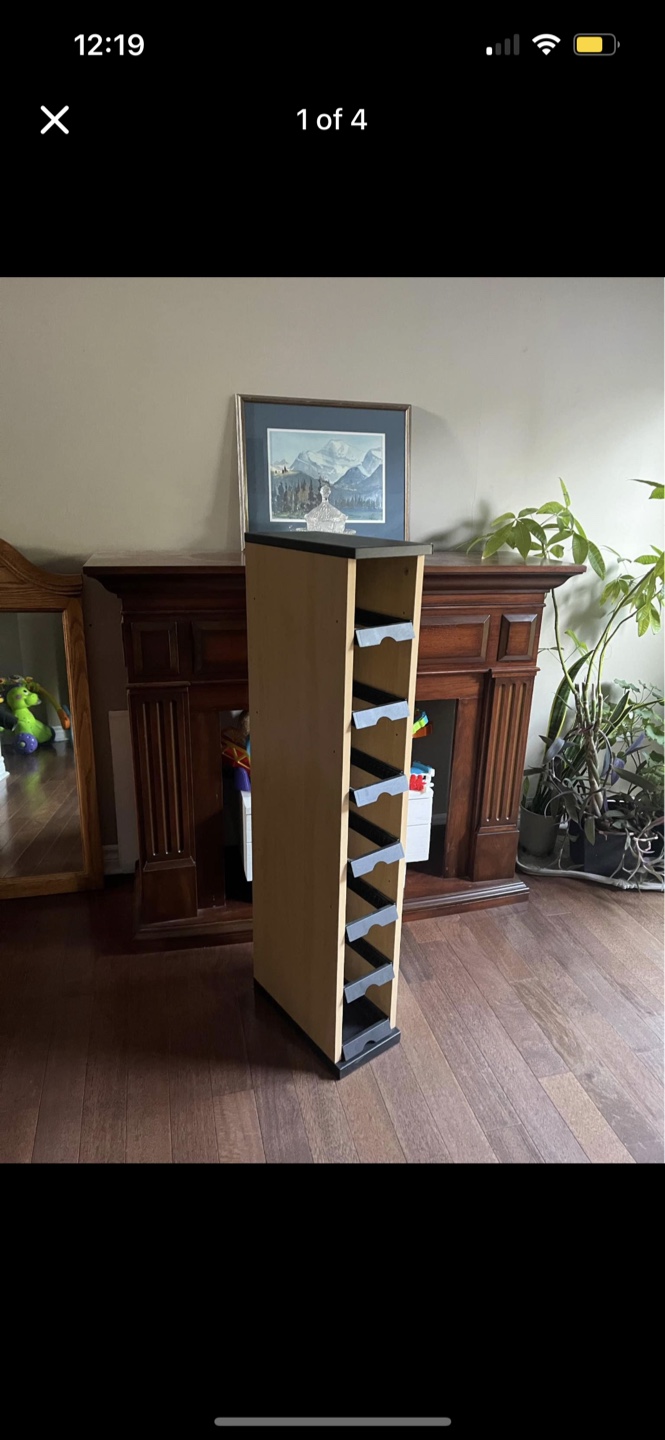 7 Slot Shelf