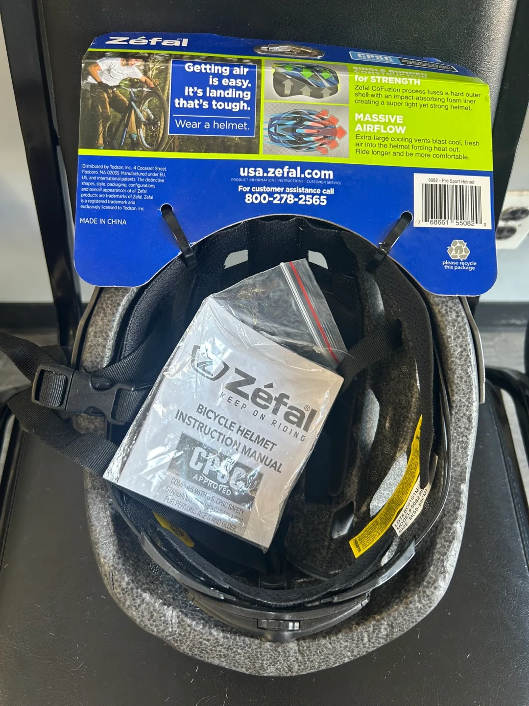 Zéfal Pro Sport Helmet - Integrated Visor image indicator(2)