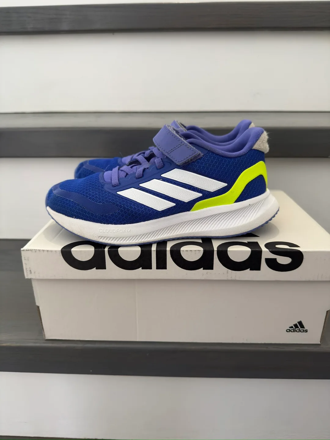 Adidas runfalcon 5 EL C shoes runners boys size 1.5Y image indicator(5)