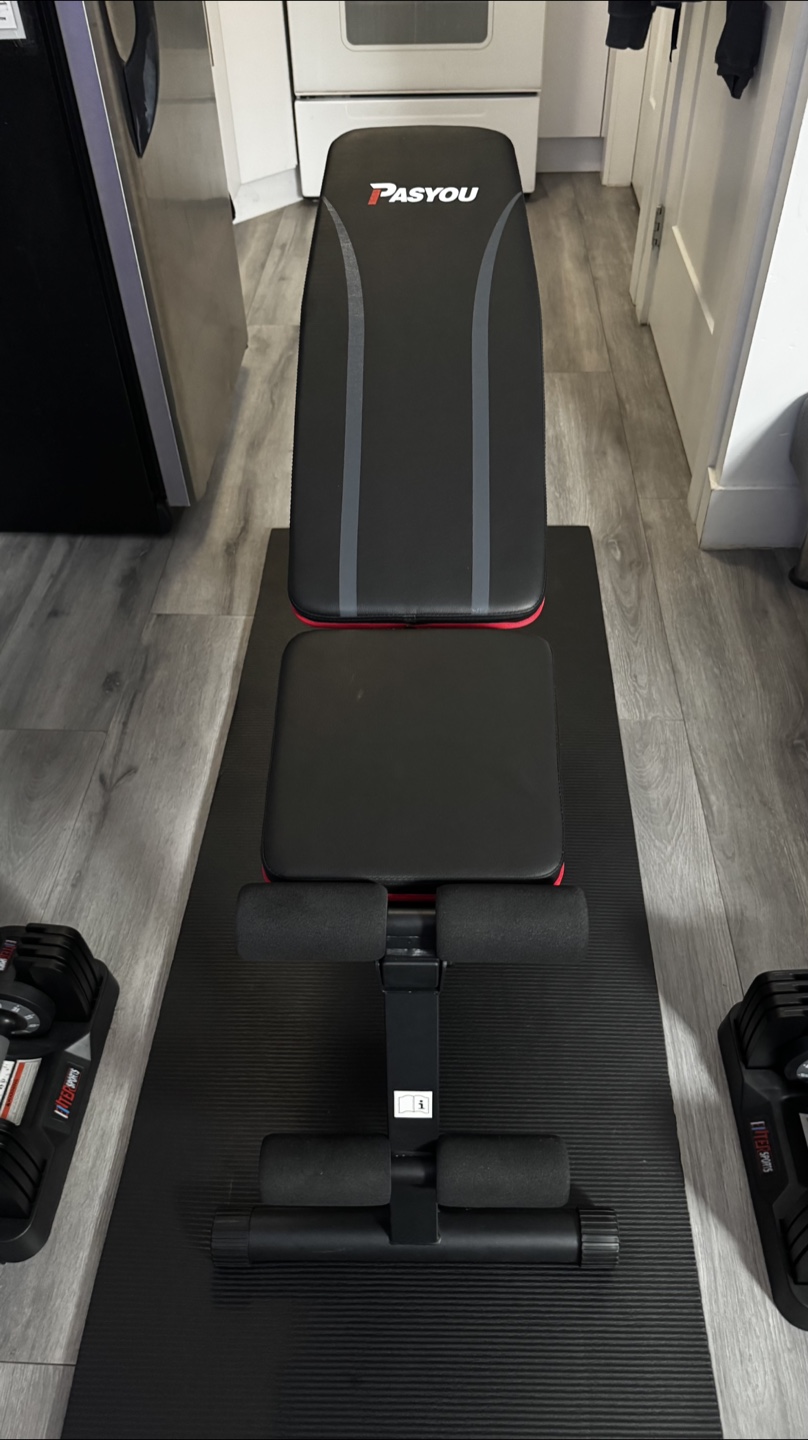 Pasyou Adjustable Weight Bench - Black/Red