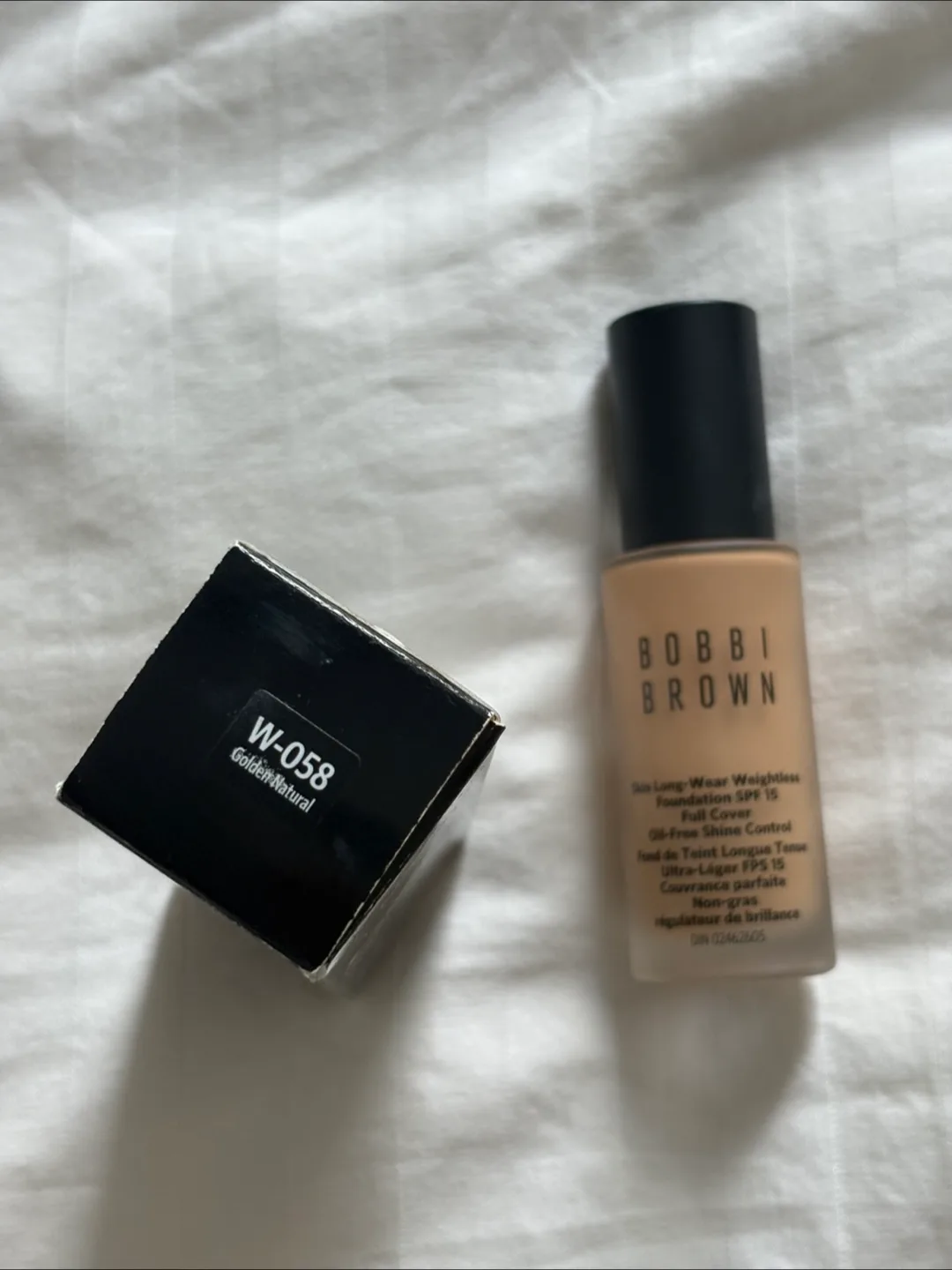 Bobbi Brown Skin Long-Wear Foundation - Golden Natural image indicator(2)