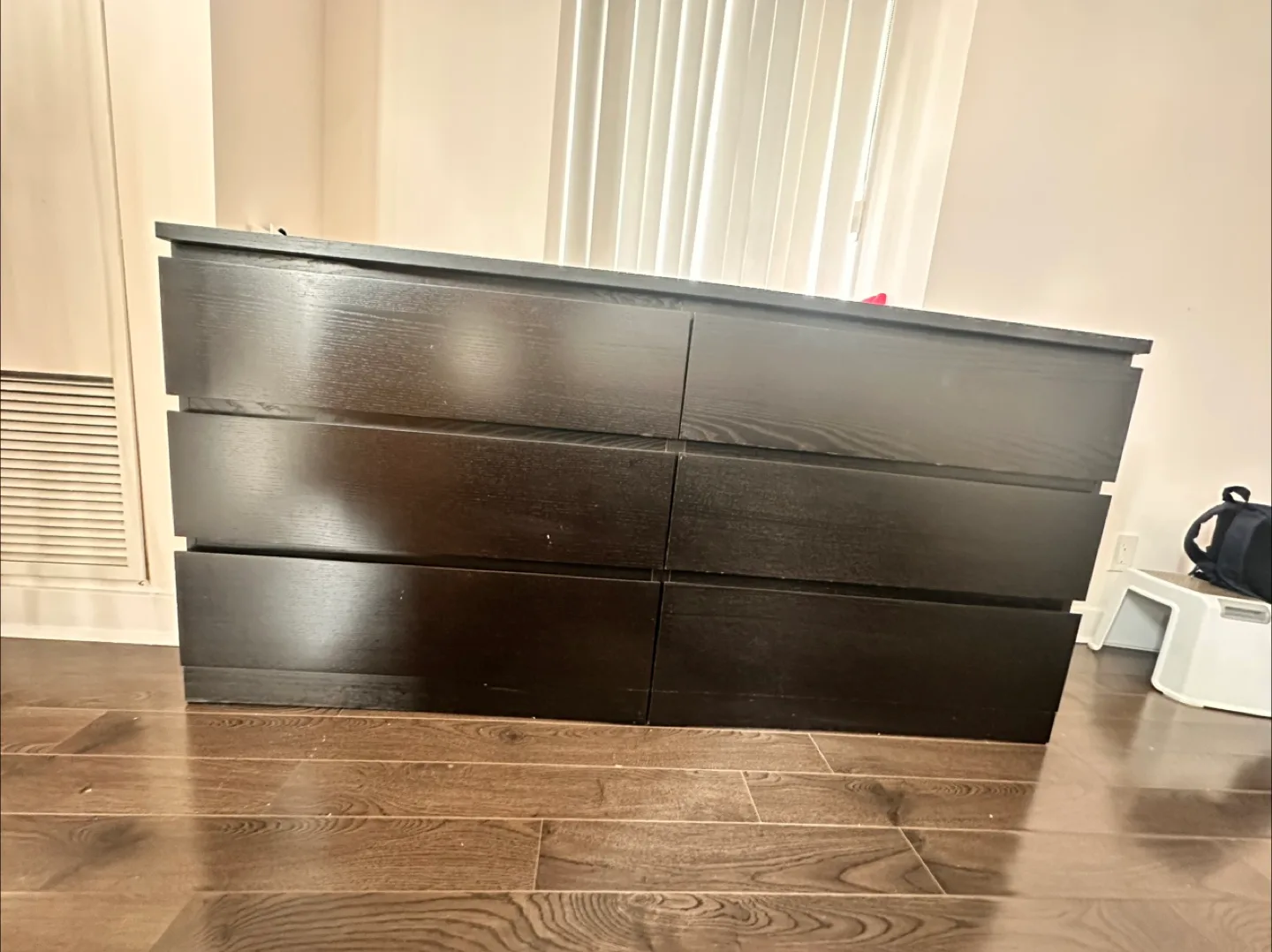 Black Dresser - 6 Drawer