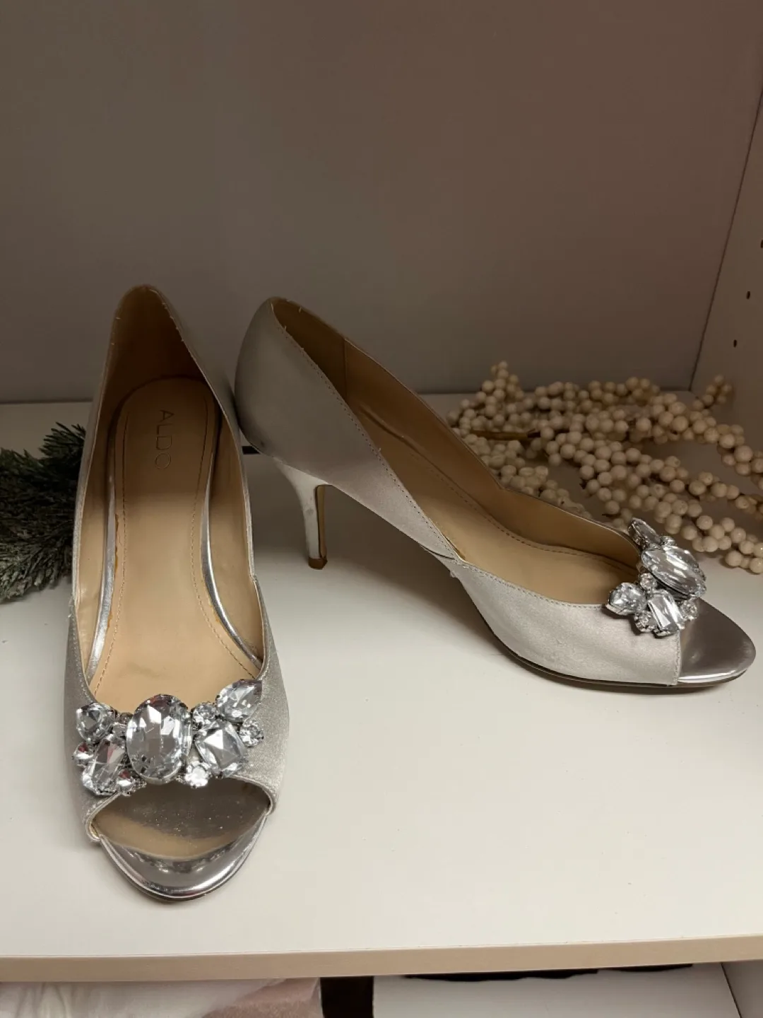 Silver Satin Heels Size 40 image indicator(2)