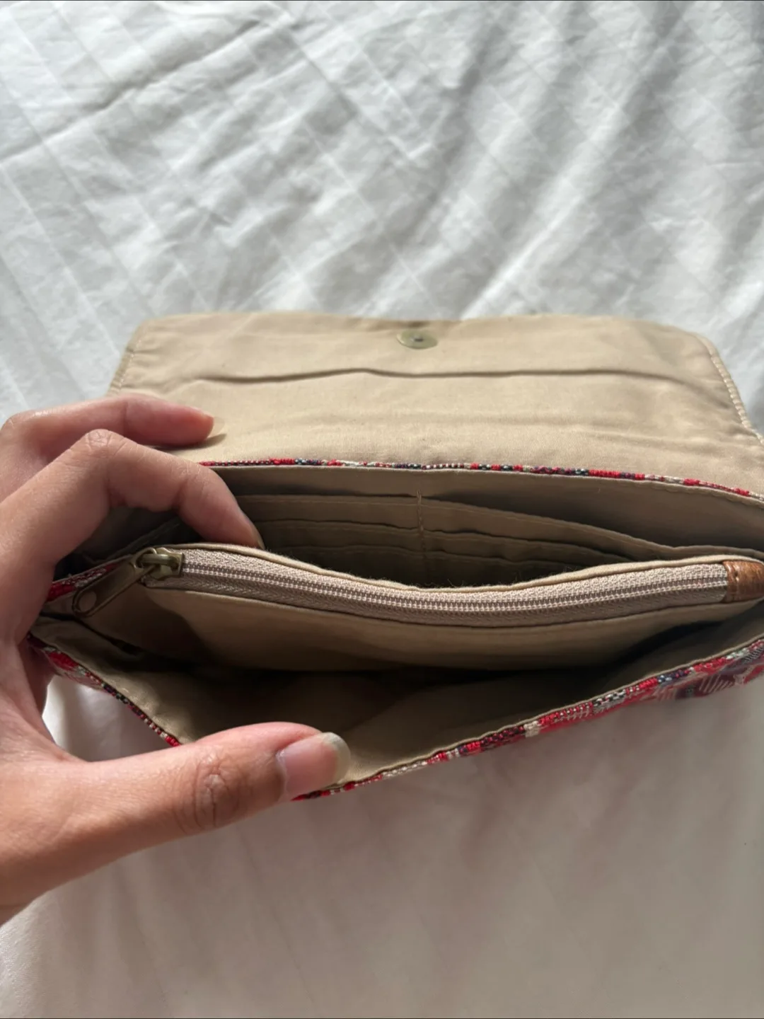 AERO Red Patterned Wallet image indicator(4)