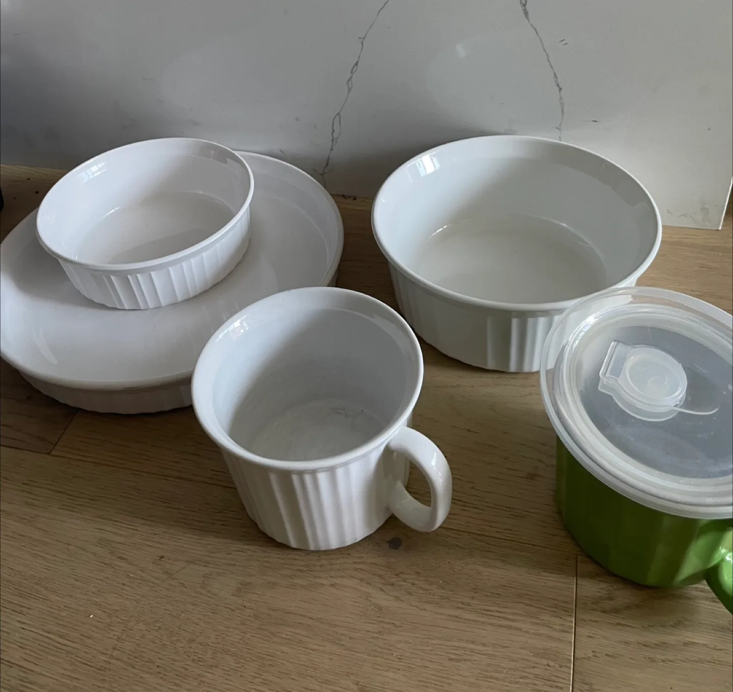 White Ceramic Bowls and Mug Set thumbnail